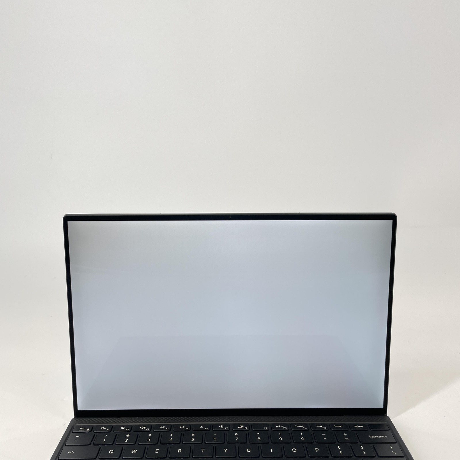Dell XPS 13 9310 Silver UHD+ TOUCH i7-1195G7 2.90GHz 32GB 512GB SSD – White Spot