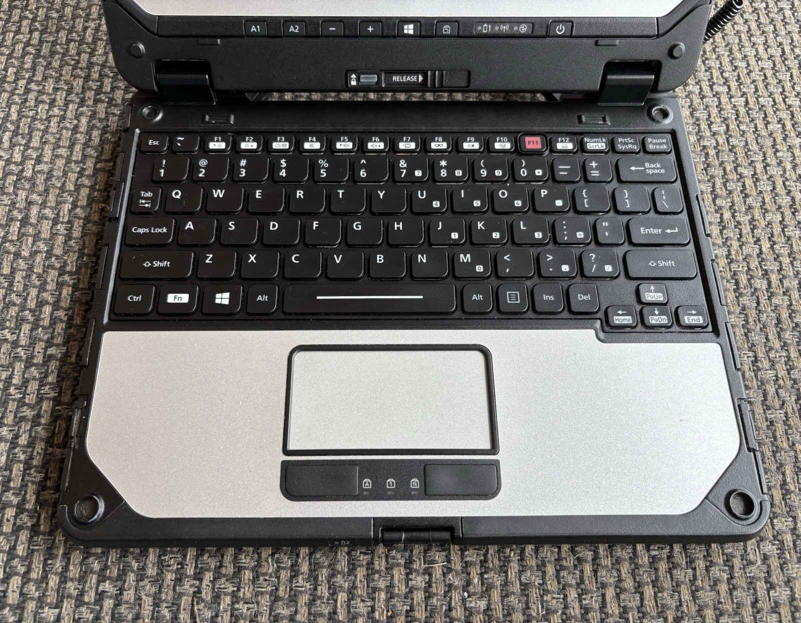 Panasonic Toughbook CF-20 1.20GHz Win 11 Core i5-7Y57 16GB RAM 256GB SSD