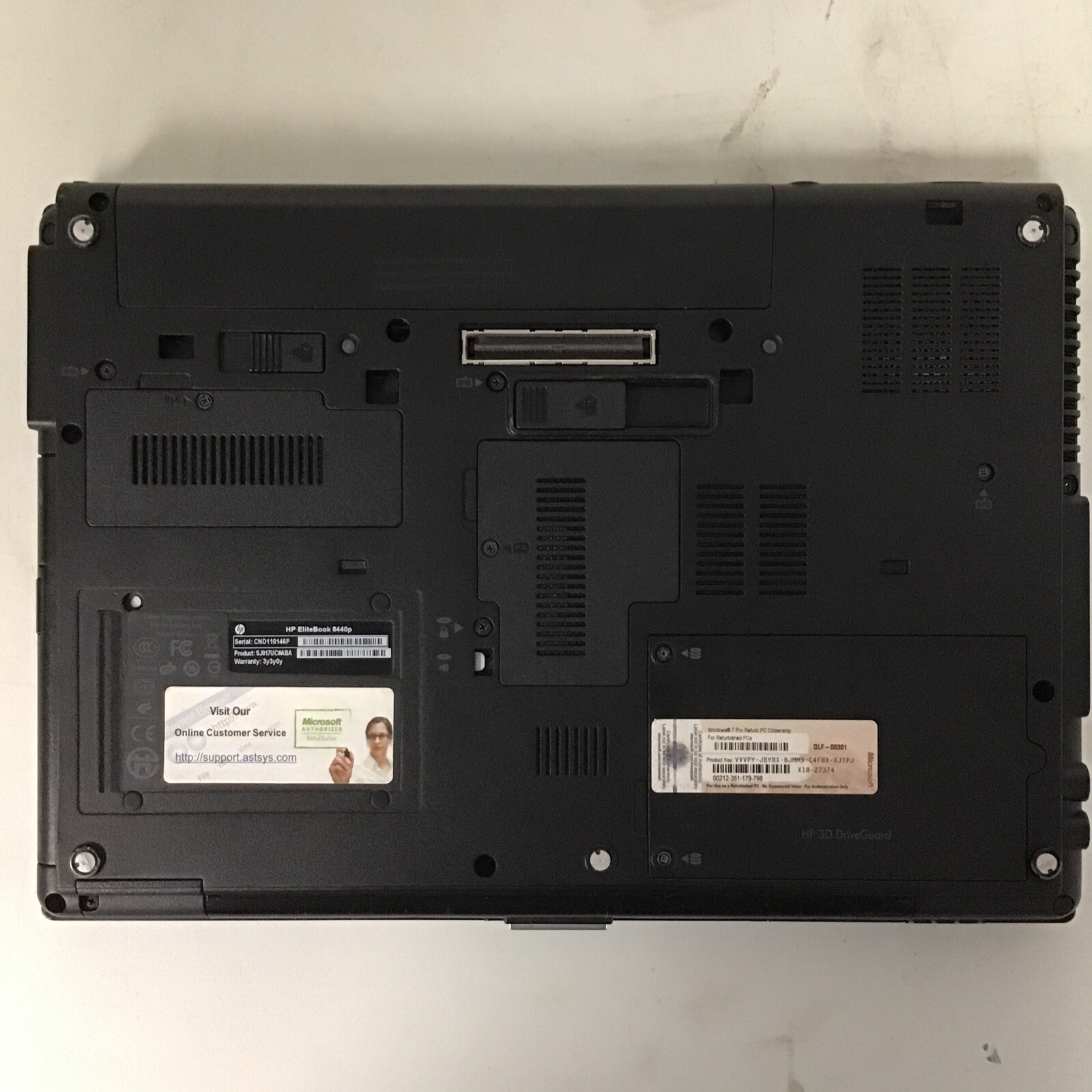 HP Elitebook 8440p – Intel i5-m560 – 4GB RAM – 128GB SSD – WIN 10