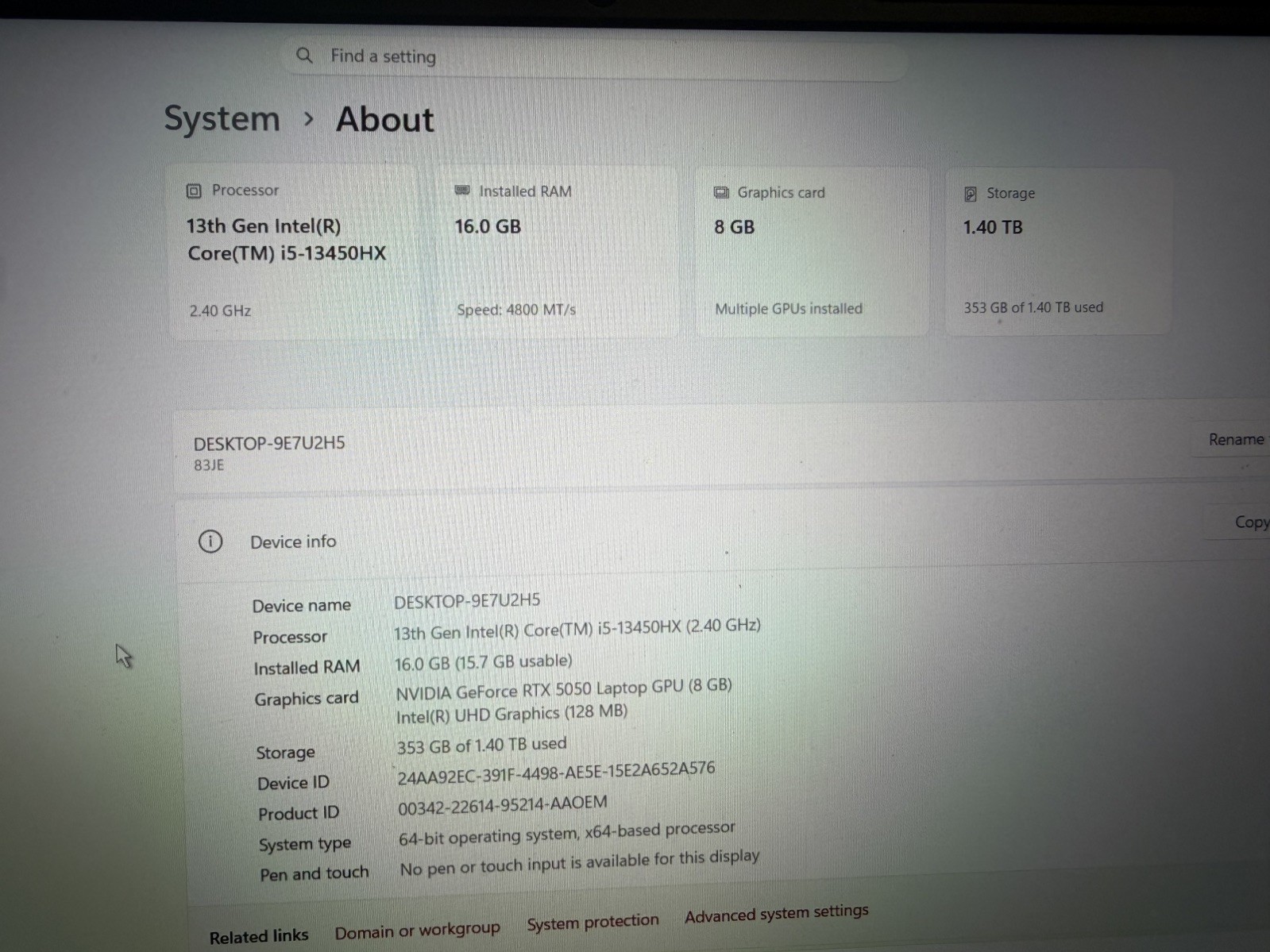 Lenovo LOQ 15.6″ Gaming Laptop, Core i5, RTX 5050, 16 GB RAM, 1TB/512GB SSD