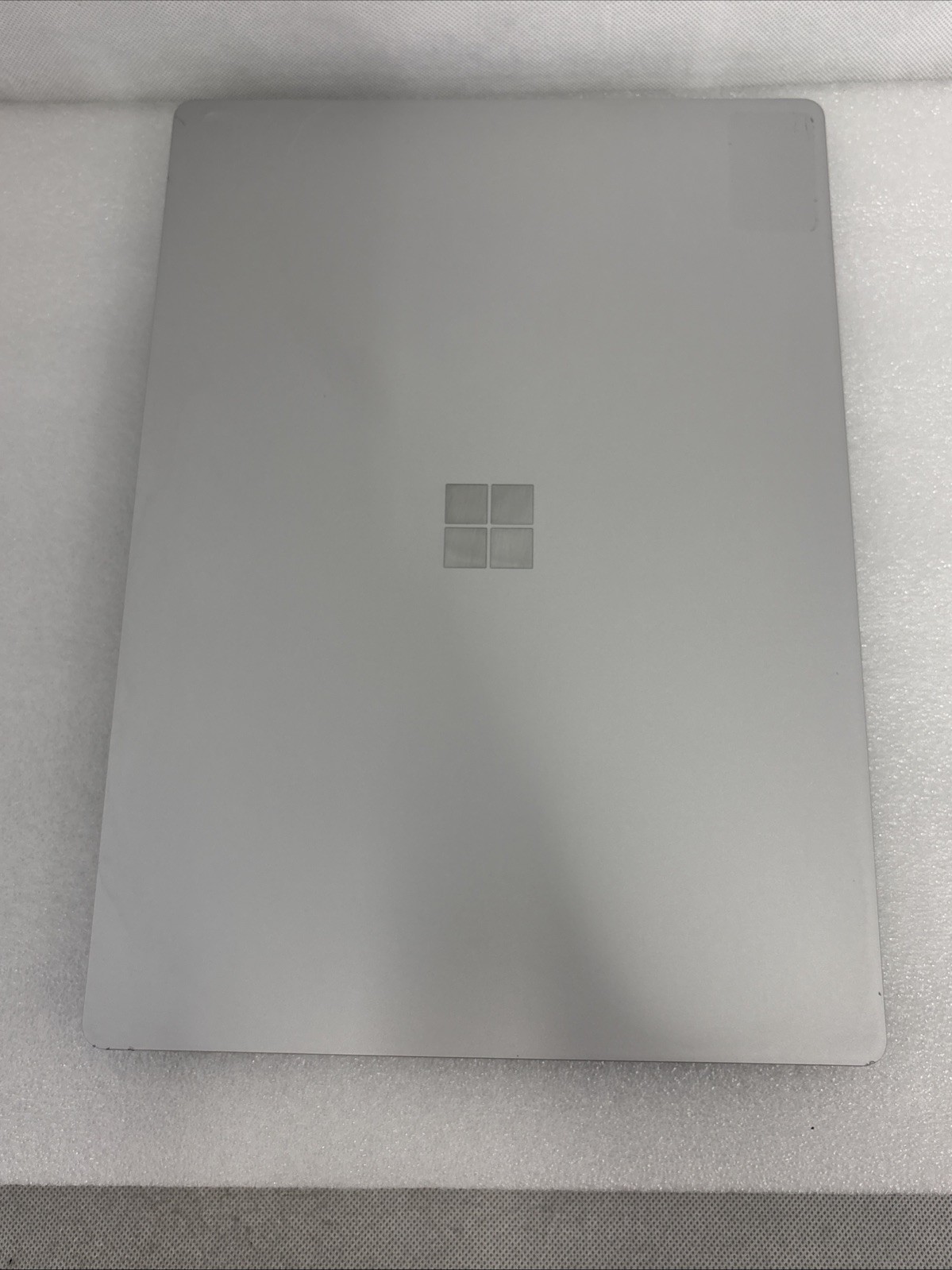 Microsoft Surface Laptop 3 (1872) 15″ 128GB, Intel i5 10th, 8GB – Platinum