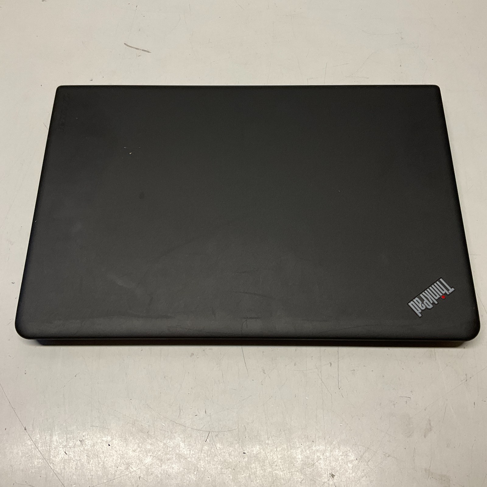 LENOVO ThinkPad E565 20EY000CUS Laptop A10-8700P RADEON R6 4GB 256GB SSD Win 10