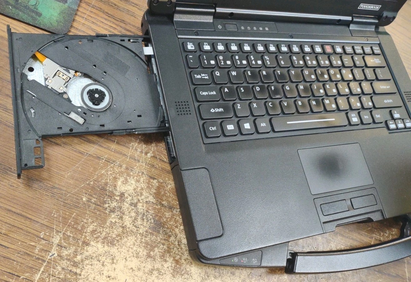 Panasonic ToughBook FZ-55 W/ i5-8365U, 512GB SSD, 16GB RAM. NON TOUCH
