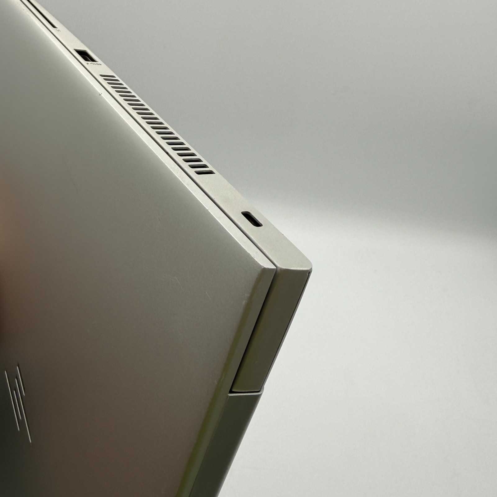HP EliteBook 850 G6 15.6″ i7-8665U 8GB RAM 256GB SSD Win 11 Pro