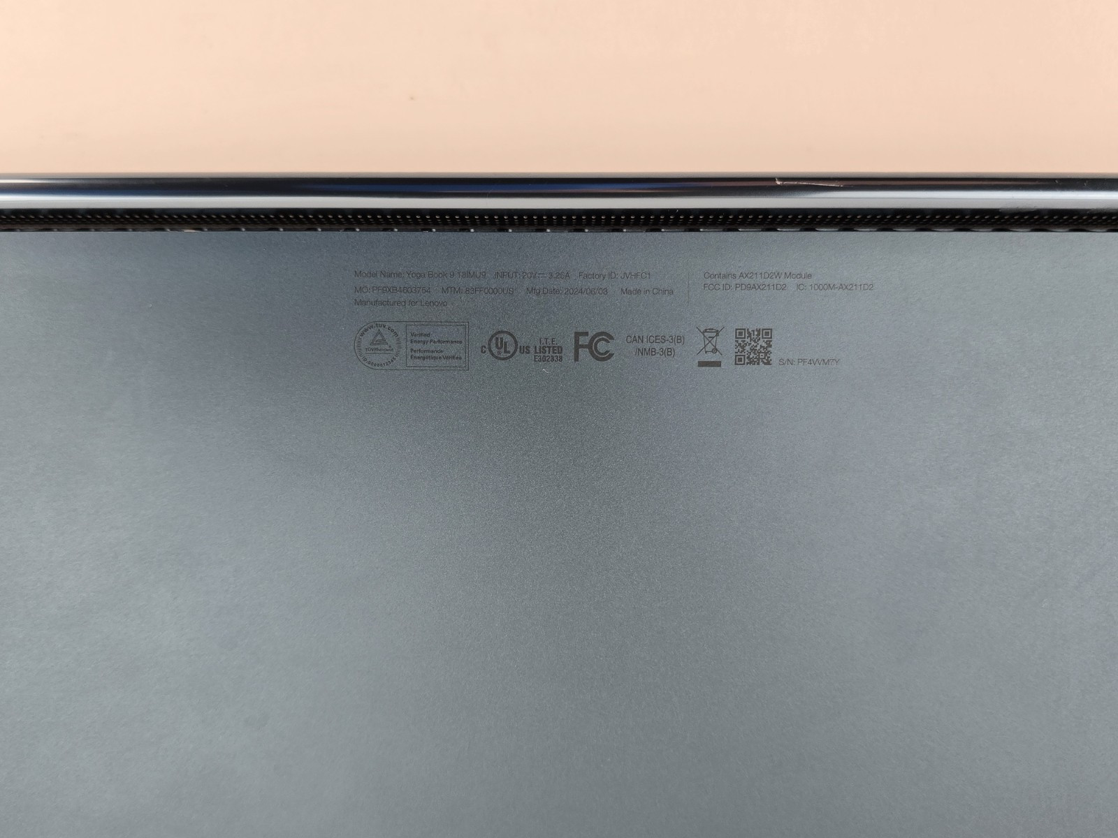 Lenovo Yoga Book 9i Dual 13.3″ 2.8K OLED Ultra 7 155U 16GB 1TB – Used