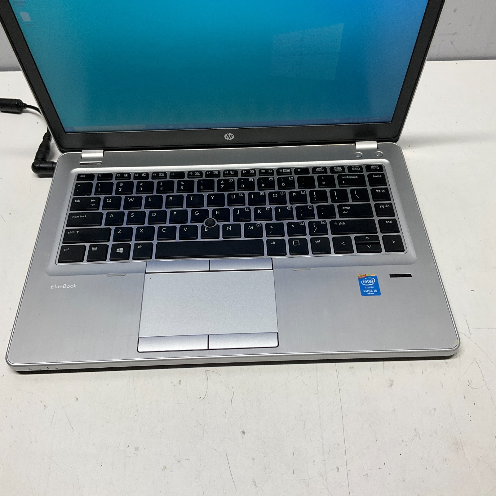 HP EliteBook Folio 9480m 14″ Laptop Intel i5-4310U @ 2.00 GHz 4GB 128GB SSD