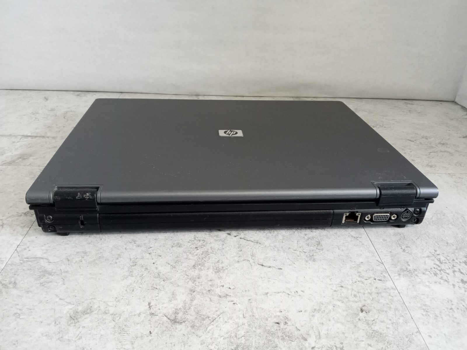 HP Compaq 6715b 15.4″ Laptop AMD Turion X2 2GB RAM 250GB HDD Windows XP -RR