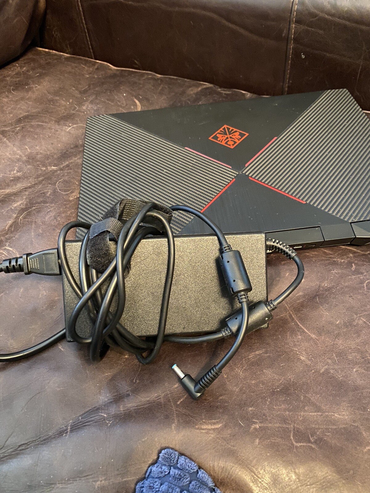 HP OMEN 15.6in. (intel i7 9th Gen)
