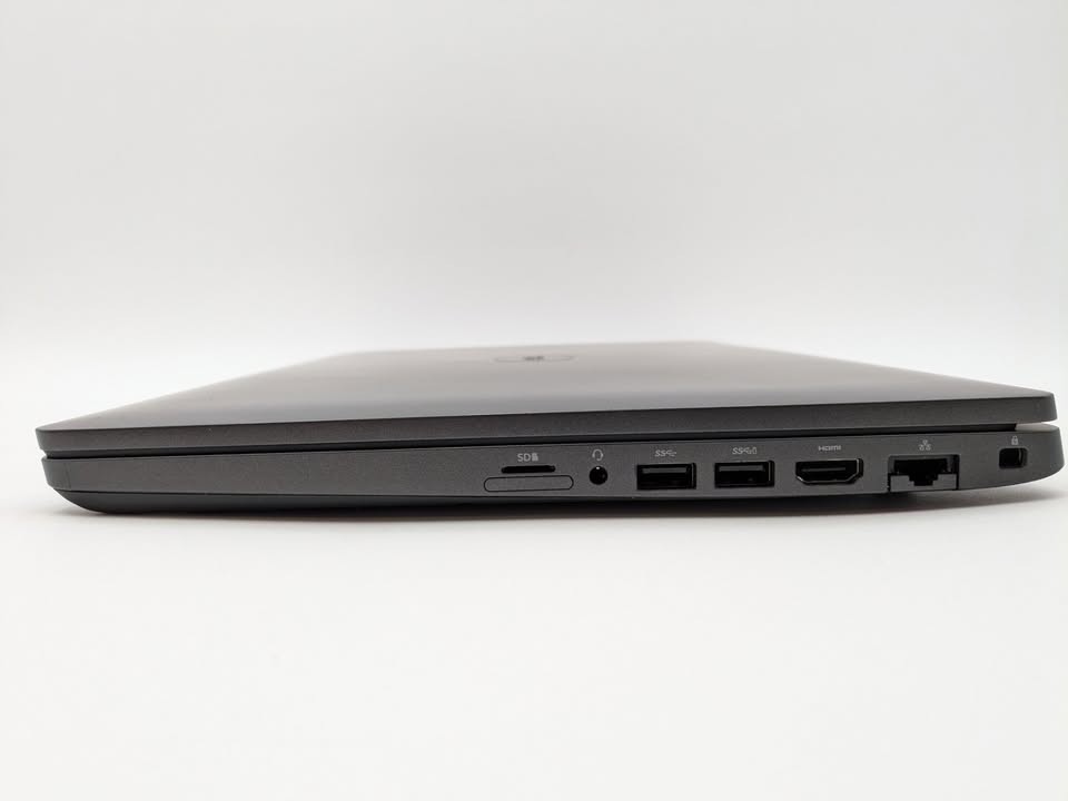 Dell Precision 3520 Laptop Intel i7-8th Gen 8GB 512GB SSD Windows 11 No Charger