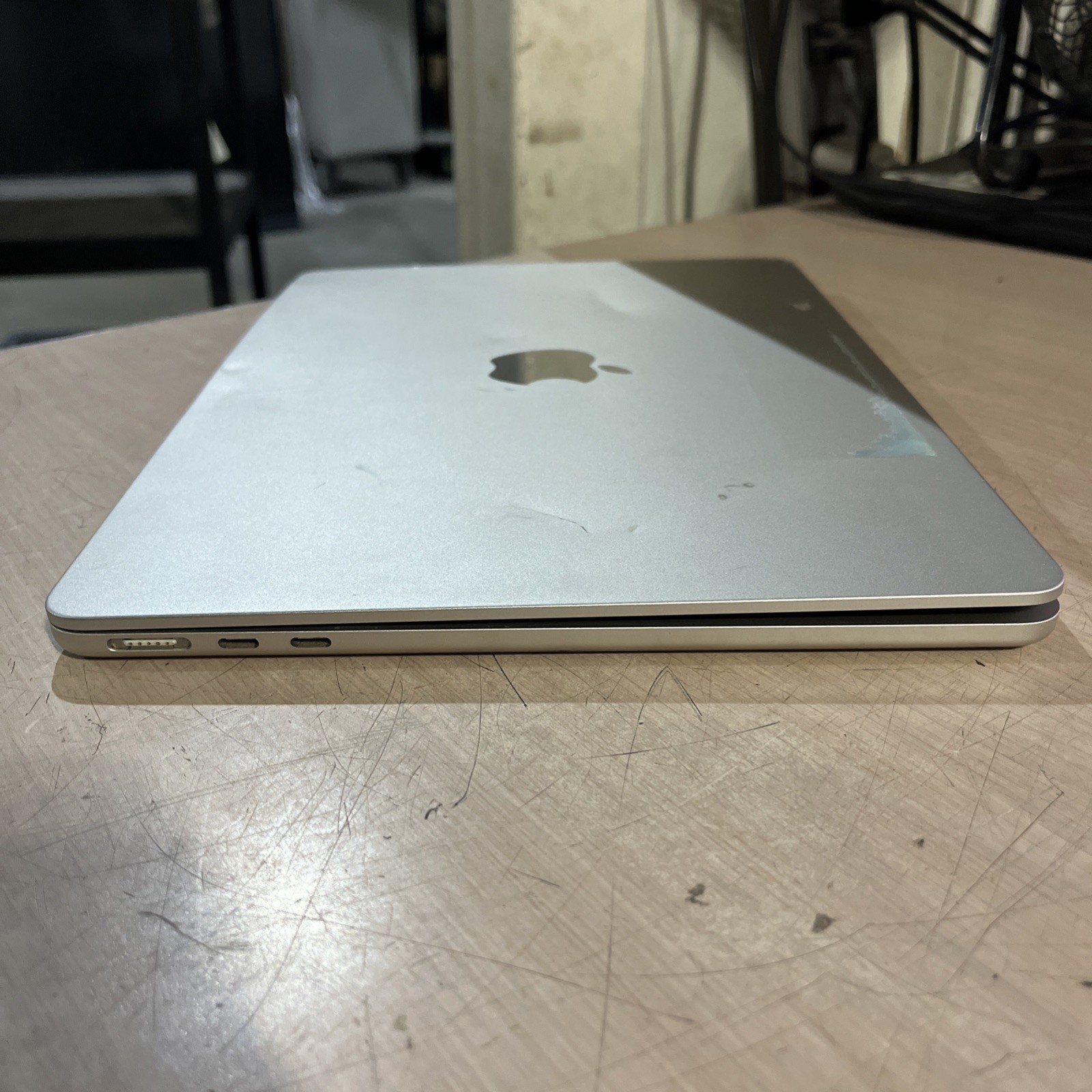APPLE MACBOOK AIR 8 CPU/8 GPU 13″ 3.49GHZ “M2” 8GB RAM 256SSD