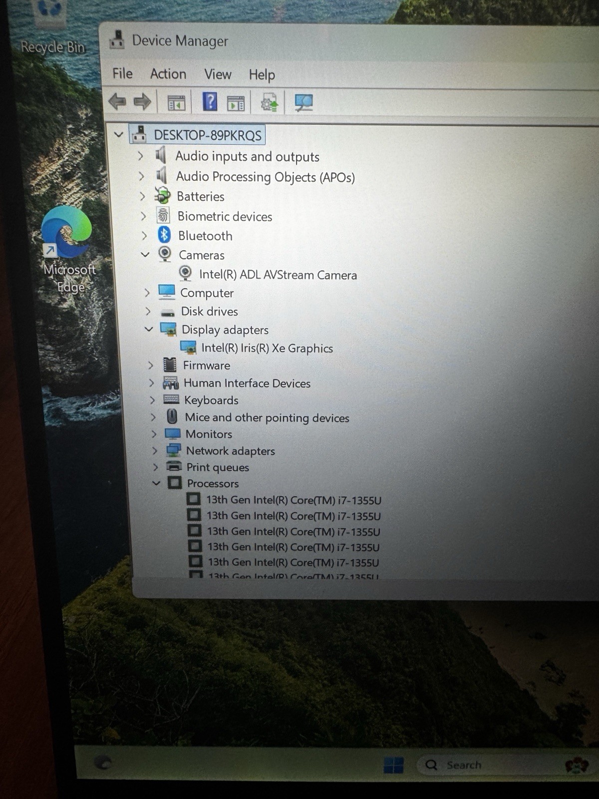 HP 13.5″ Dragonfly G4 Touch Screen – i7-1355U 16gb ram 512 GB Intel Iris Xe HP