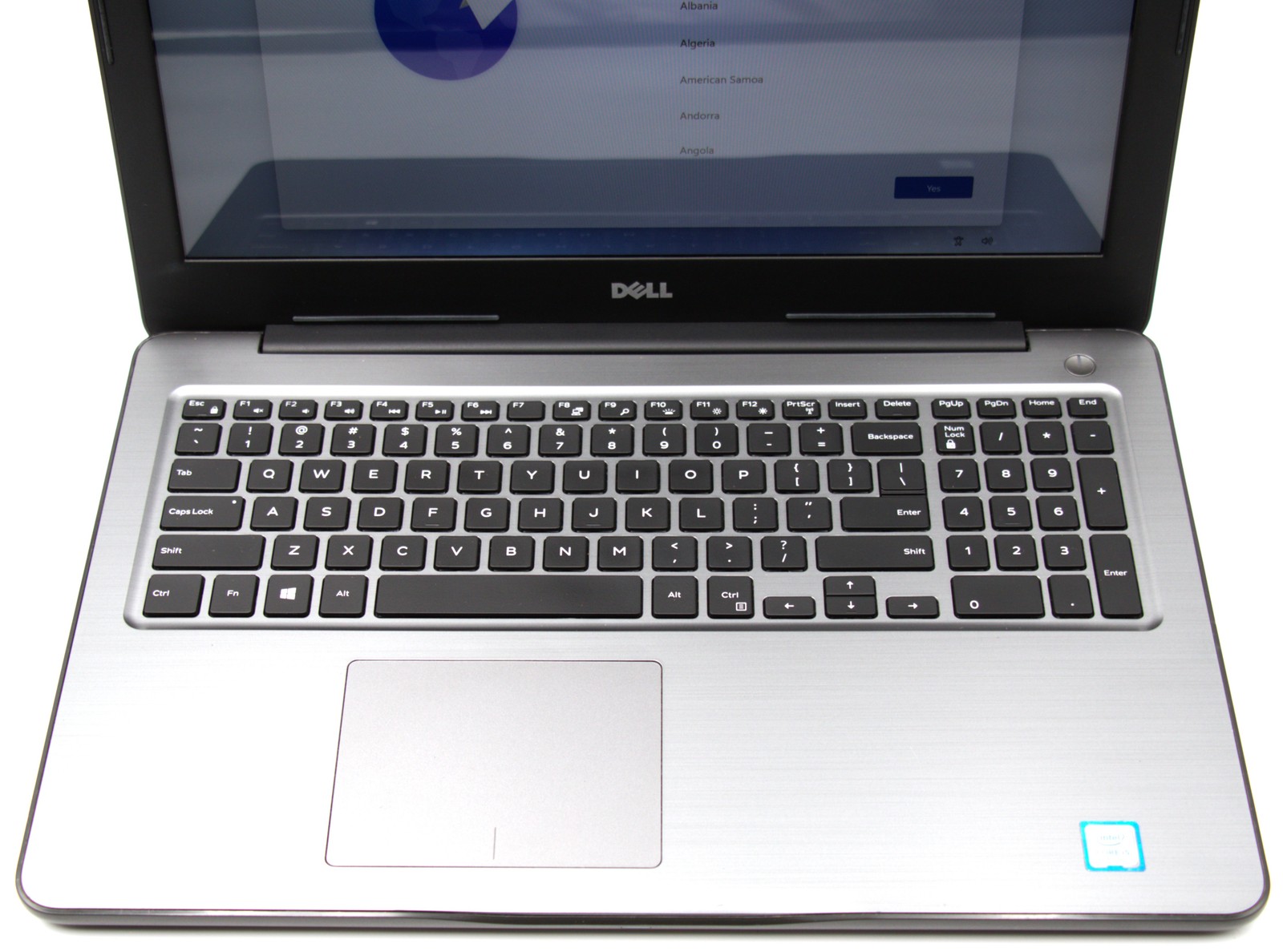 Dell Inspiron 15 5567 – WXGA – i5-7200U – 8GB RAM – 256GB SSD – DVDRW