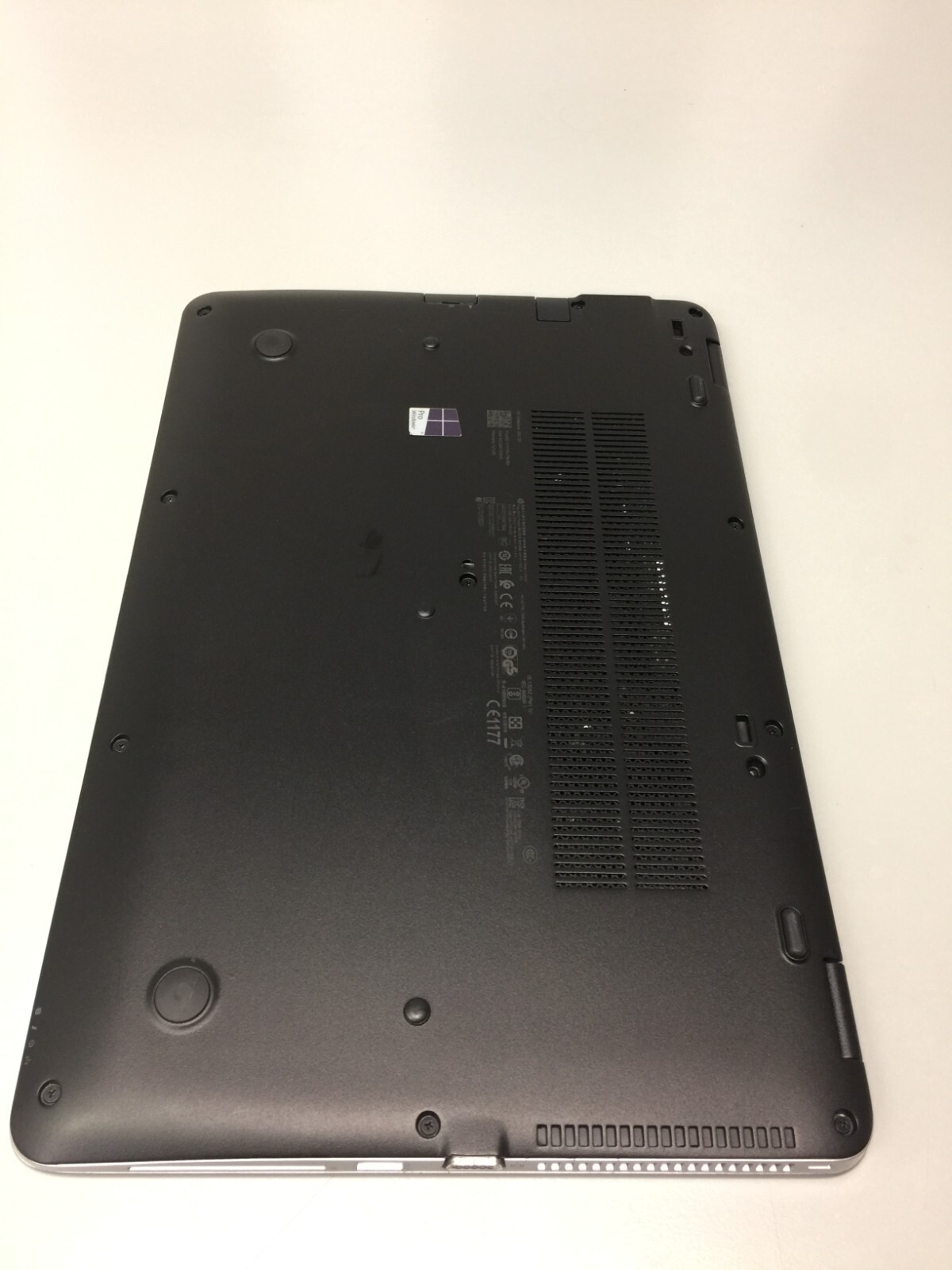 HP EliteBook 850 G3 15.6″ (256GB Core i5 6th gen 2.30GHz 8GB RAM WIN 11 PRO
