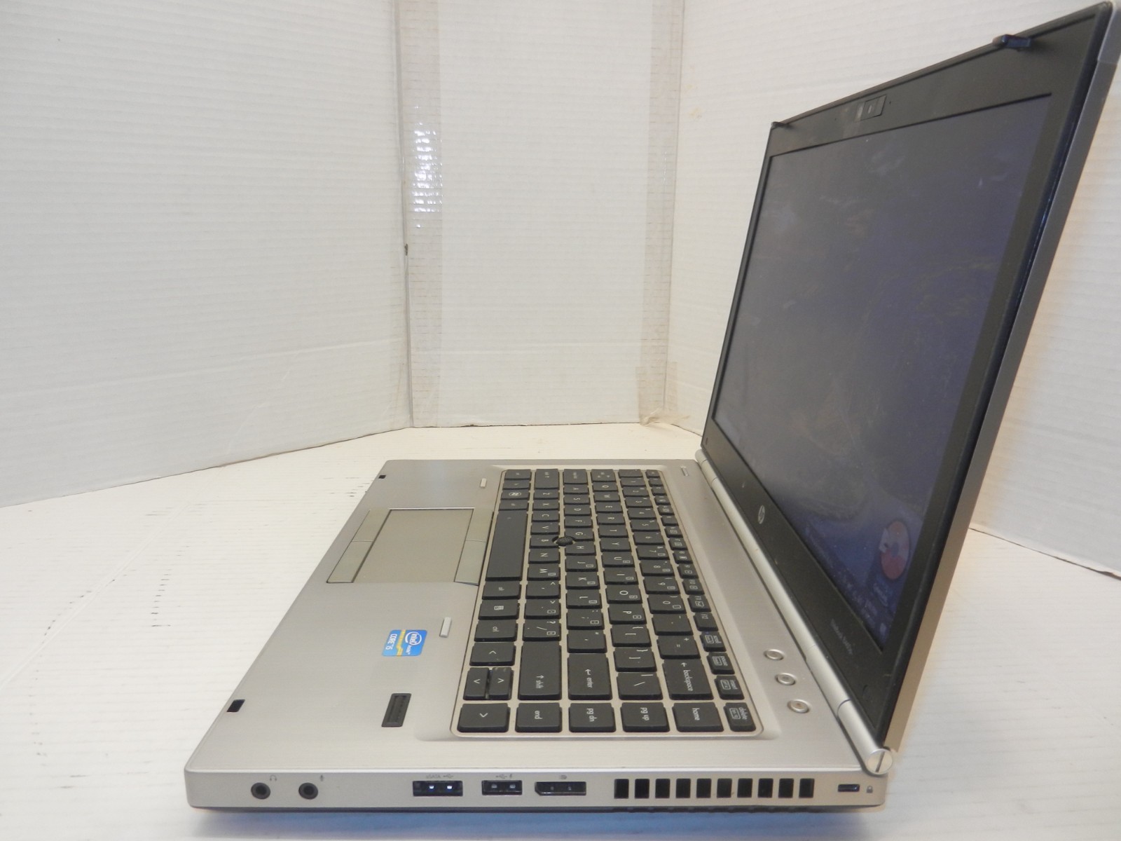 HP ELITEBOOK 8460P 14″ CORE i5-2450M@2.5GHz 4GB RAM 256GB SSD WINDOWS 10