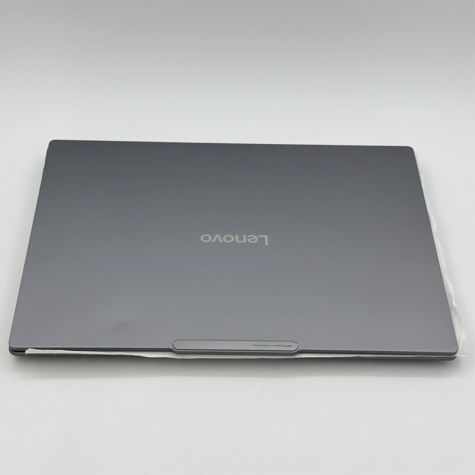 Lenovo Yoga Pro 9i 16″ 2.8K OLED Touch Ultra 9 285H RTX 5050 32GB 1TB Luna Grey