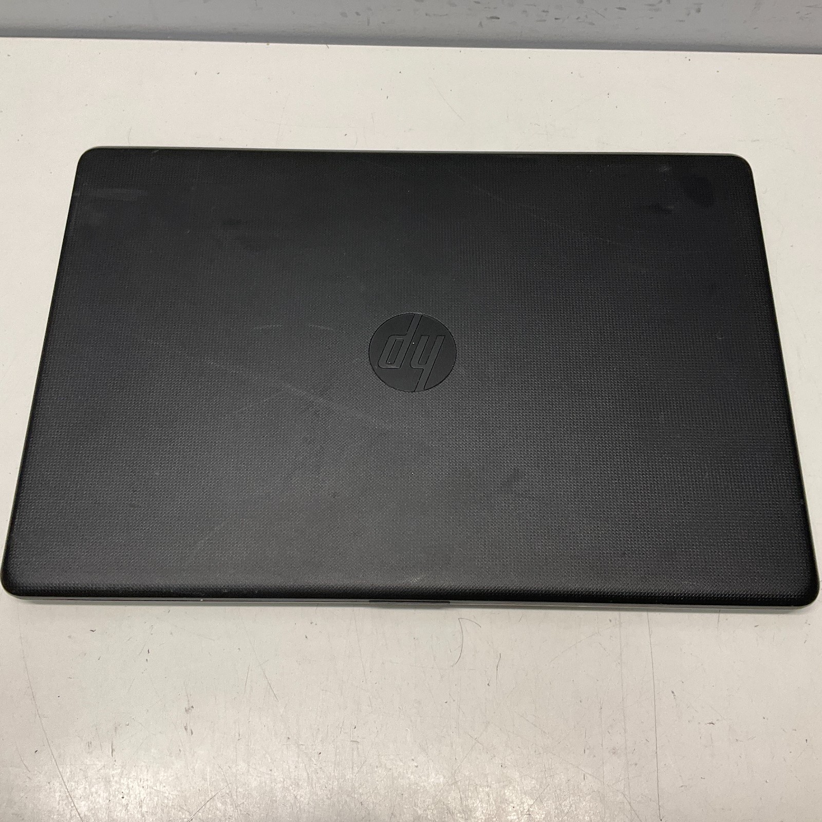 HP 17-AK061NR 17.3″ Laptop AMD A9-9420 4GB 250GB SSD Windows 10 Pro NO BATTERY