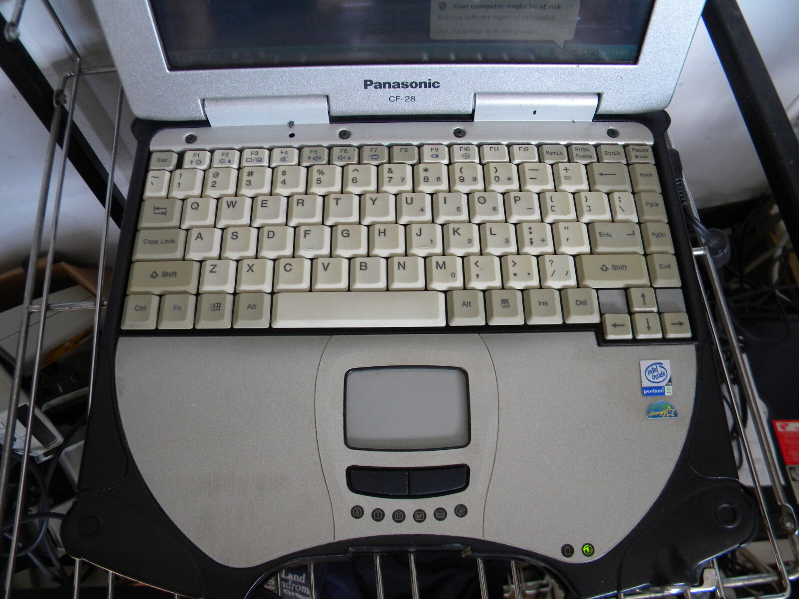 Panasonic CF-28 P3 800MHz 256GB 40GB serial parallel XPP Passed Diagnostics TS
