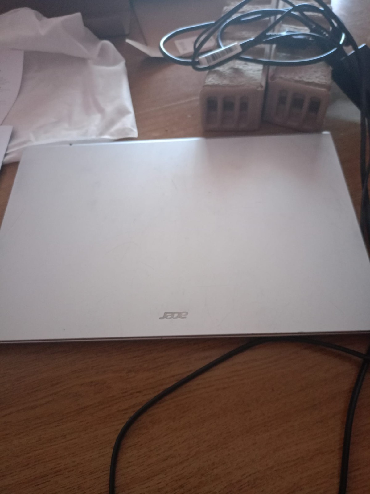Acer Aspire 3 15(A315-44P)-Ryzen7 5700U/512gb SSD
