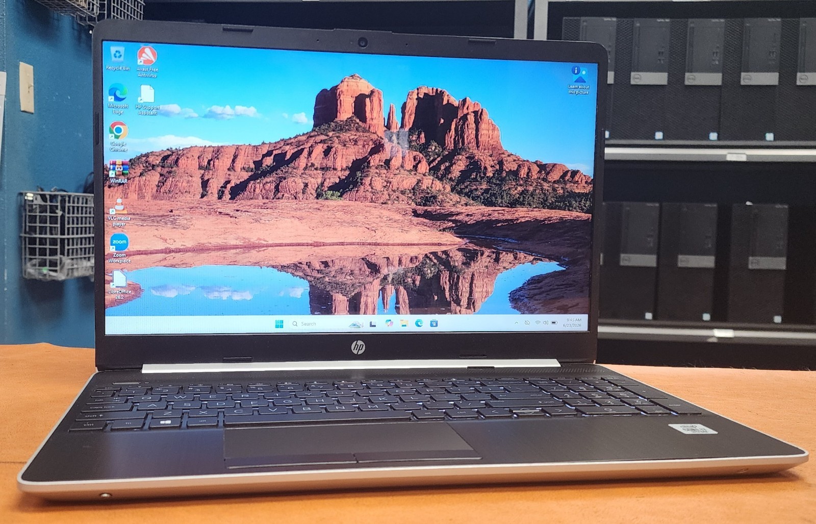 HP Laptop 15 – Intel Core i7-10th Gen, 512GB NVMe, 16GB PC4 RAM, Win 11
