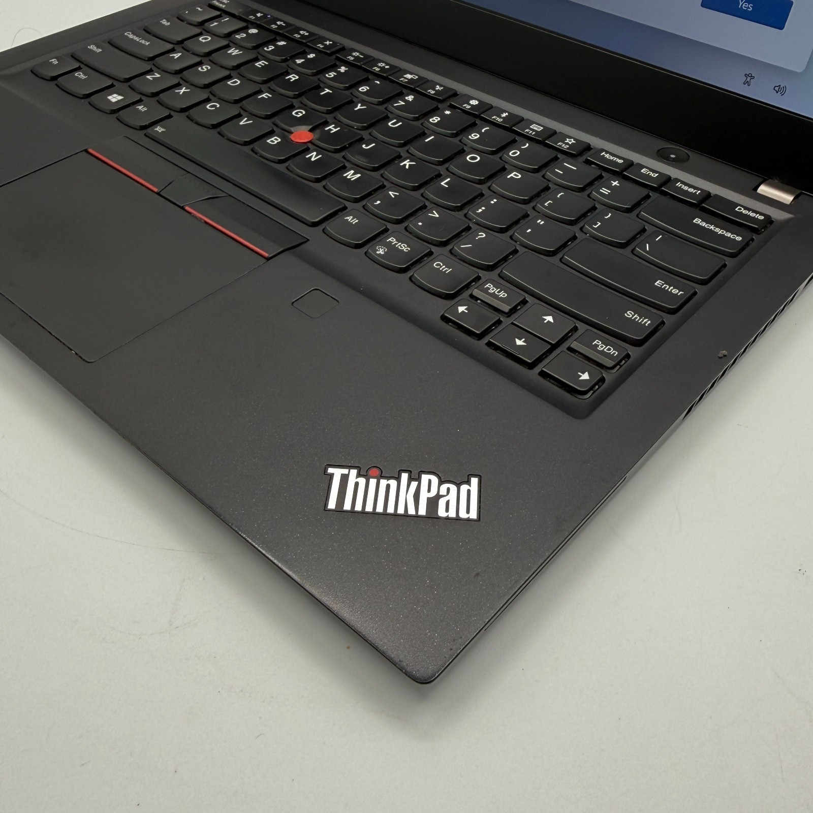 Lenovo ThinkPad T490s 14″ i7-8565U 16GB RAM 256GB SSD Win11 Pro See Pictures