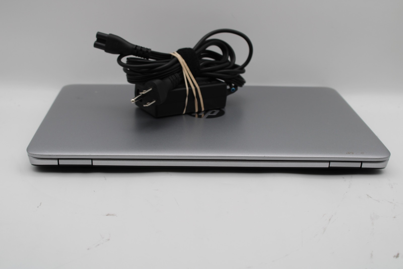 HP Elitebook 840 G4 i5-7300U @ 2.6 GHz 16GB RAM 256GB SSD No OS