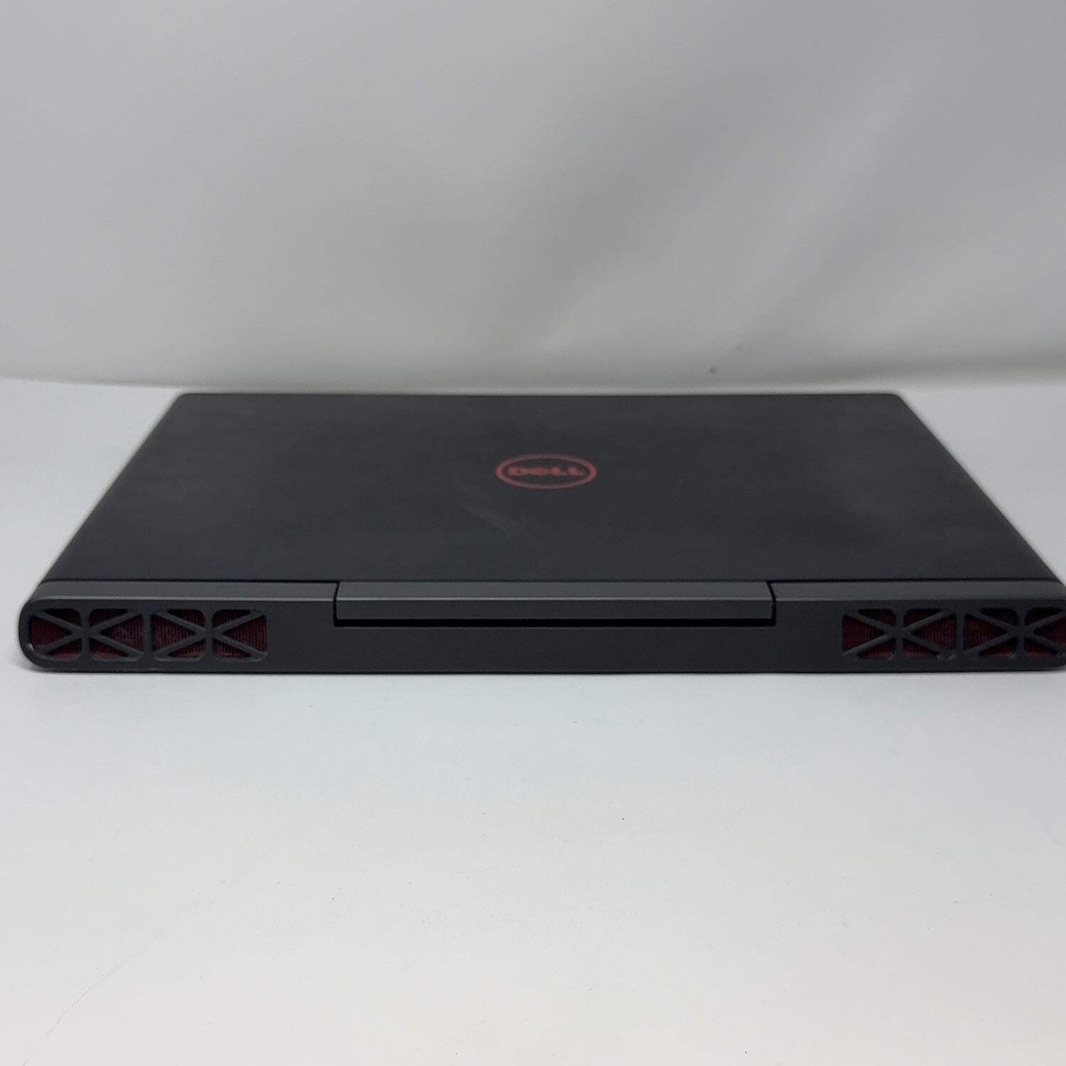 Dell Inspiron P65F001 15.6″ i5-7300HQ 2.5GHz 8GB RAM 1TB SSD GeForce GTX 1050