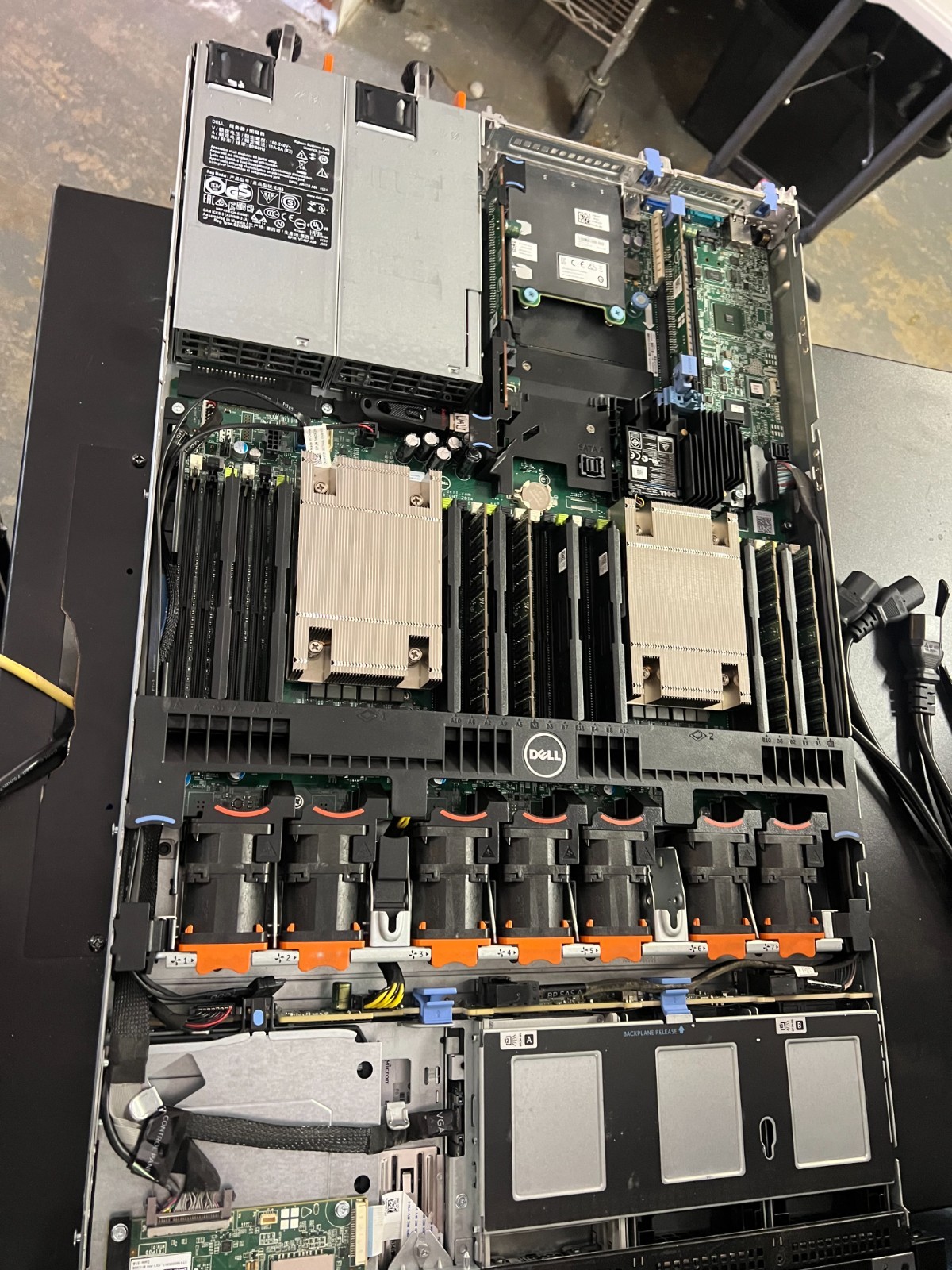 Dell PowerEdge R630 Server | 128GB DDR4 RAM | Micron 960GB SSD | Dual Xeon | H73
