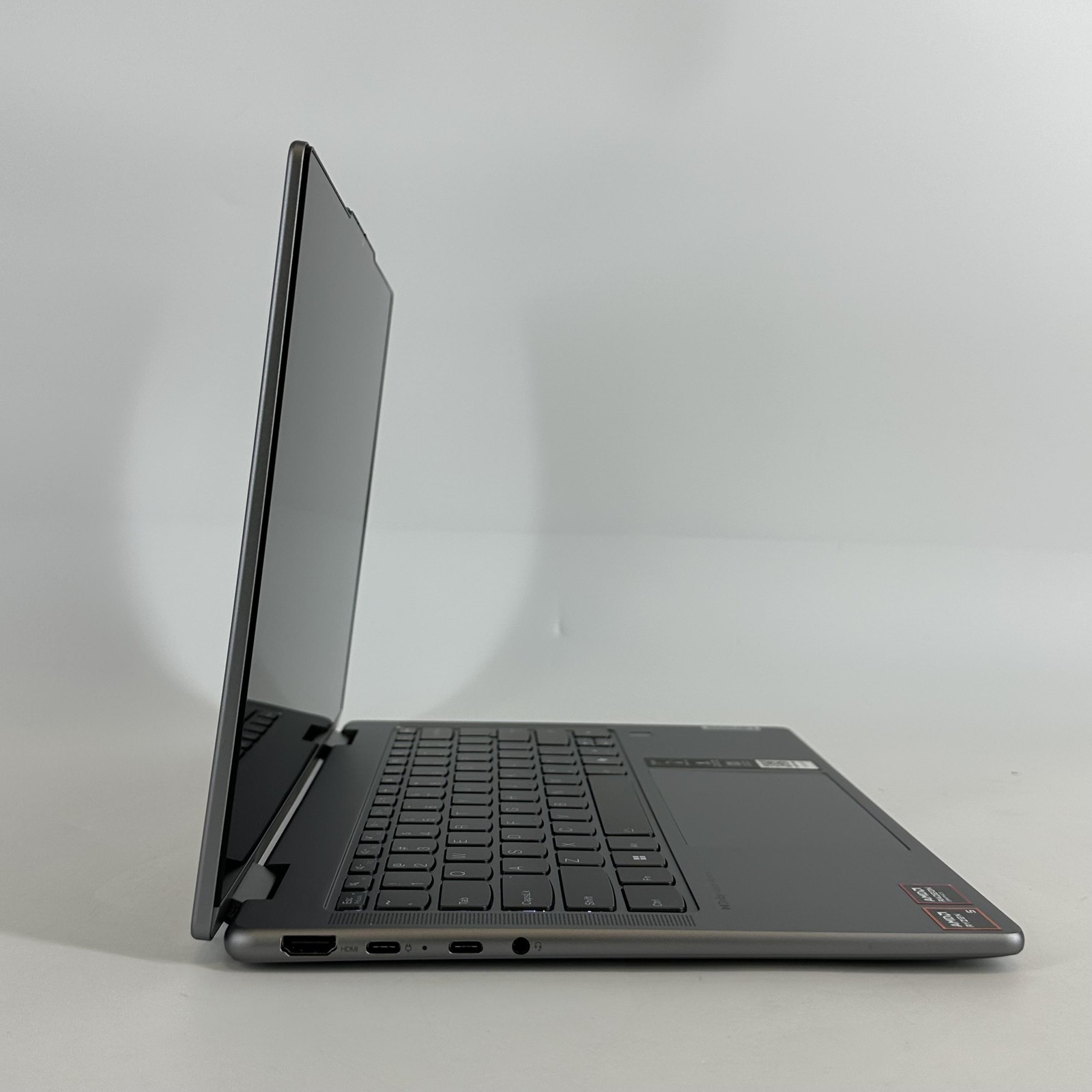 Lenovo Yoga 7 14 Gray FHD+ TOUCH 3.5 GHz Ryzen 5 8640HS 8GB 512GB SSD Excellent