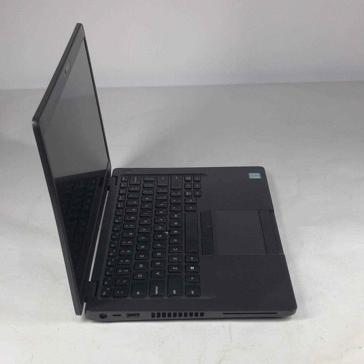 Dell Latitude 5400 14″ i5-8365U 1.6GHz 8GB RAM 256GB SSD NO CHARGER