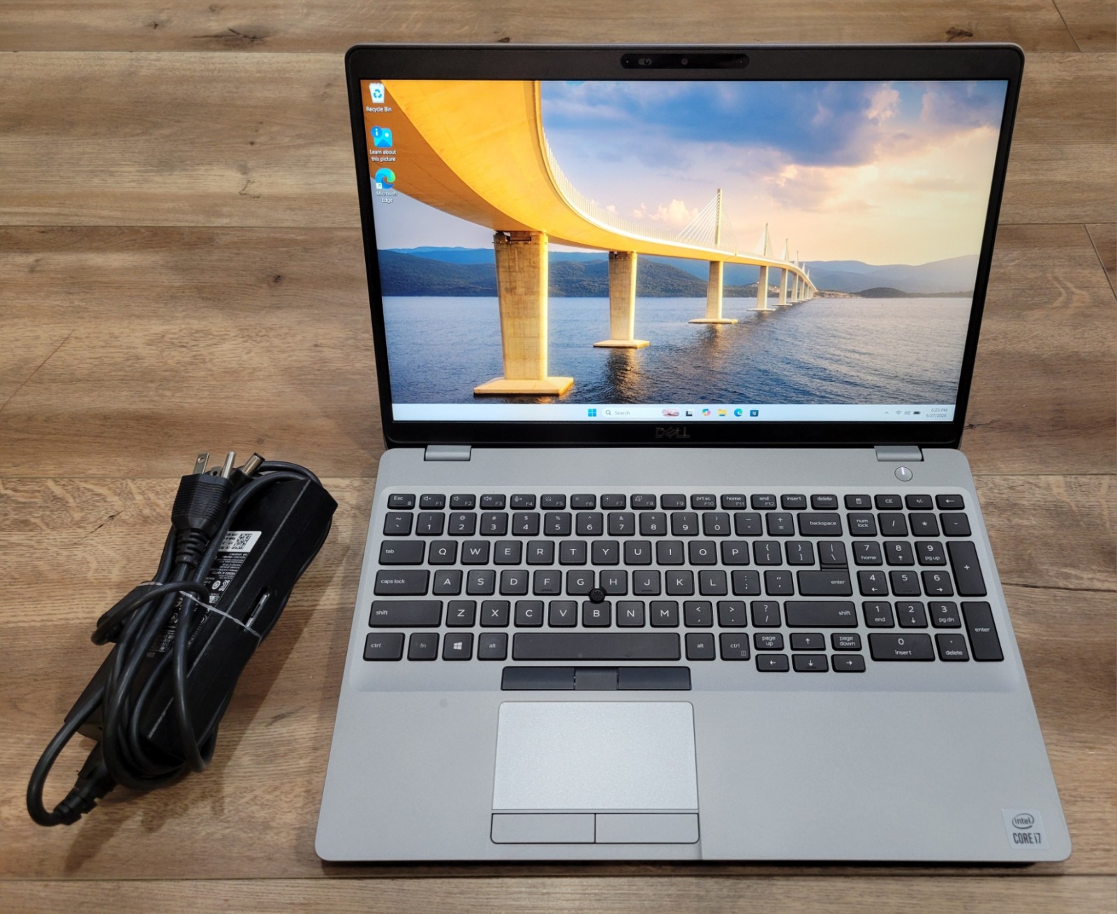 Dell Precision 3551 15″ FHD i7-10850H 256GB 16GB NVIDIA Quadro W11P+NEW BATTERY