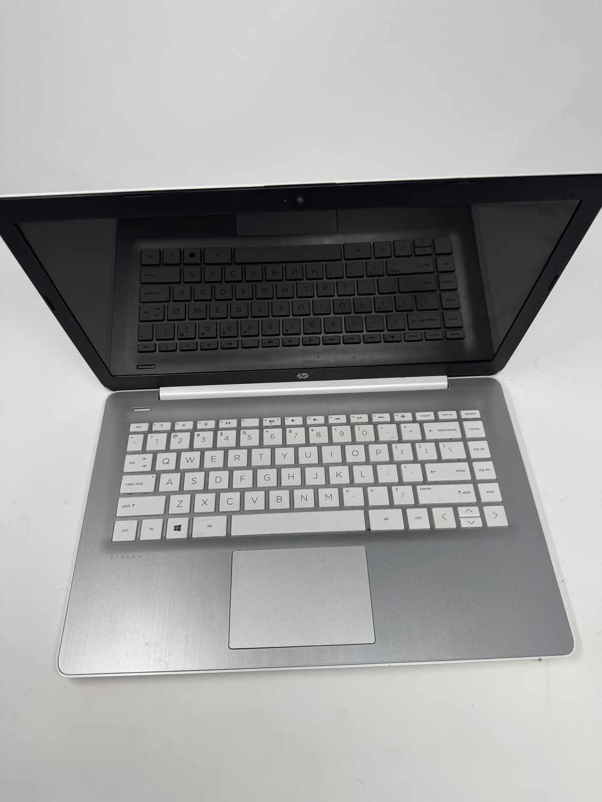 HP HP Stream 14 Ryzen A6-9220e RADEON R4, 5 COMPUTE CORES 2C+3G 4GB 60GB SSD