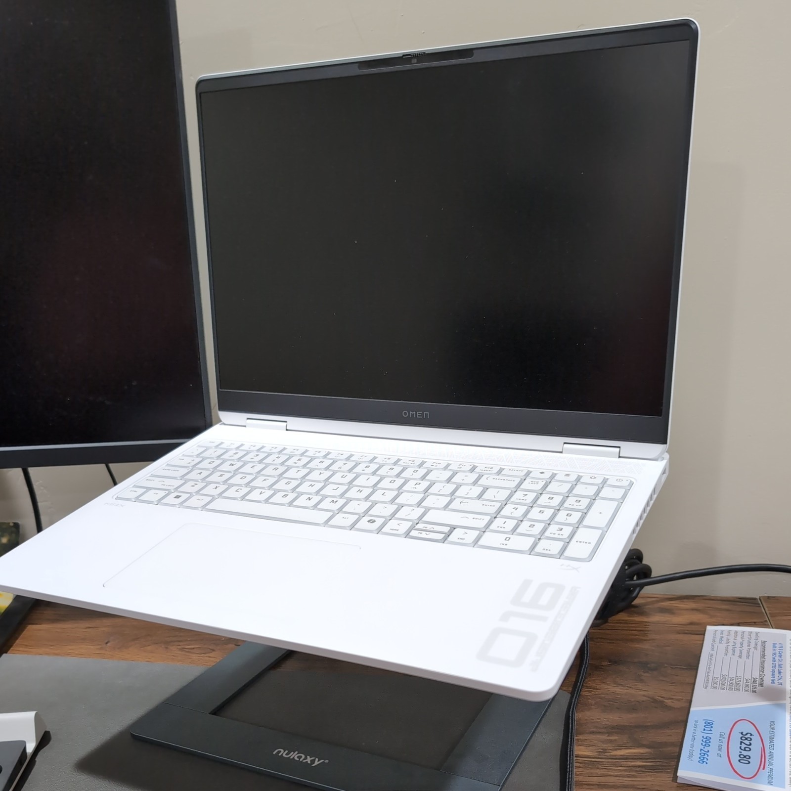 Omen Max 16 RTX 5080 Intel Ultra 7 32GB RAM White 512 GB SSD