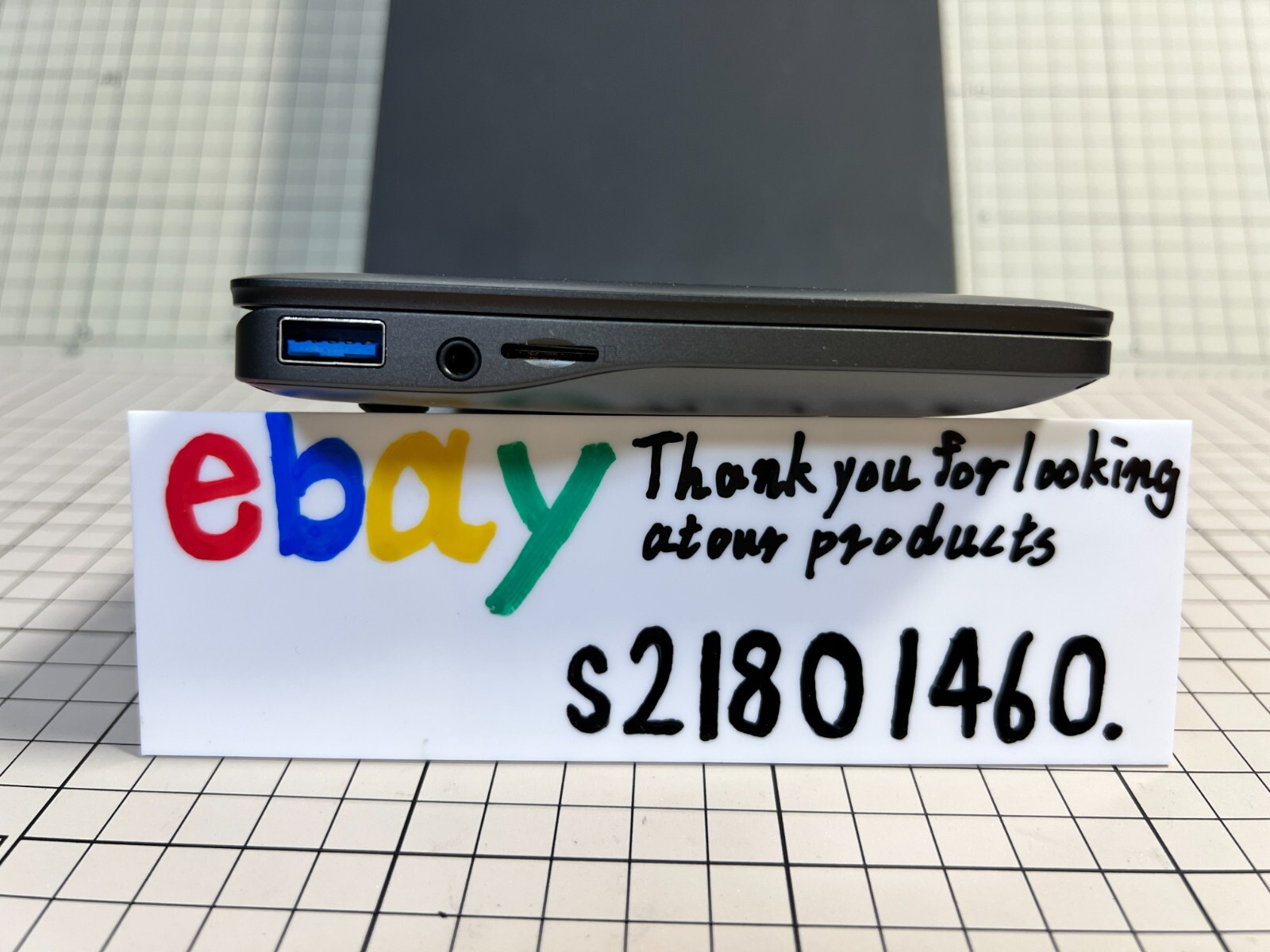 GPD Pocket 2 Intel 3965Y 7in Touch Screen 8GB RAM Windows 10 Near Mint