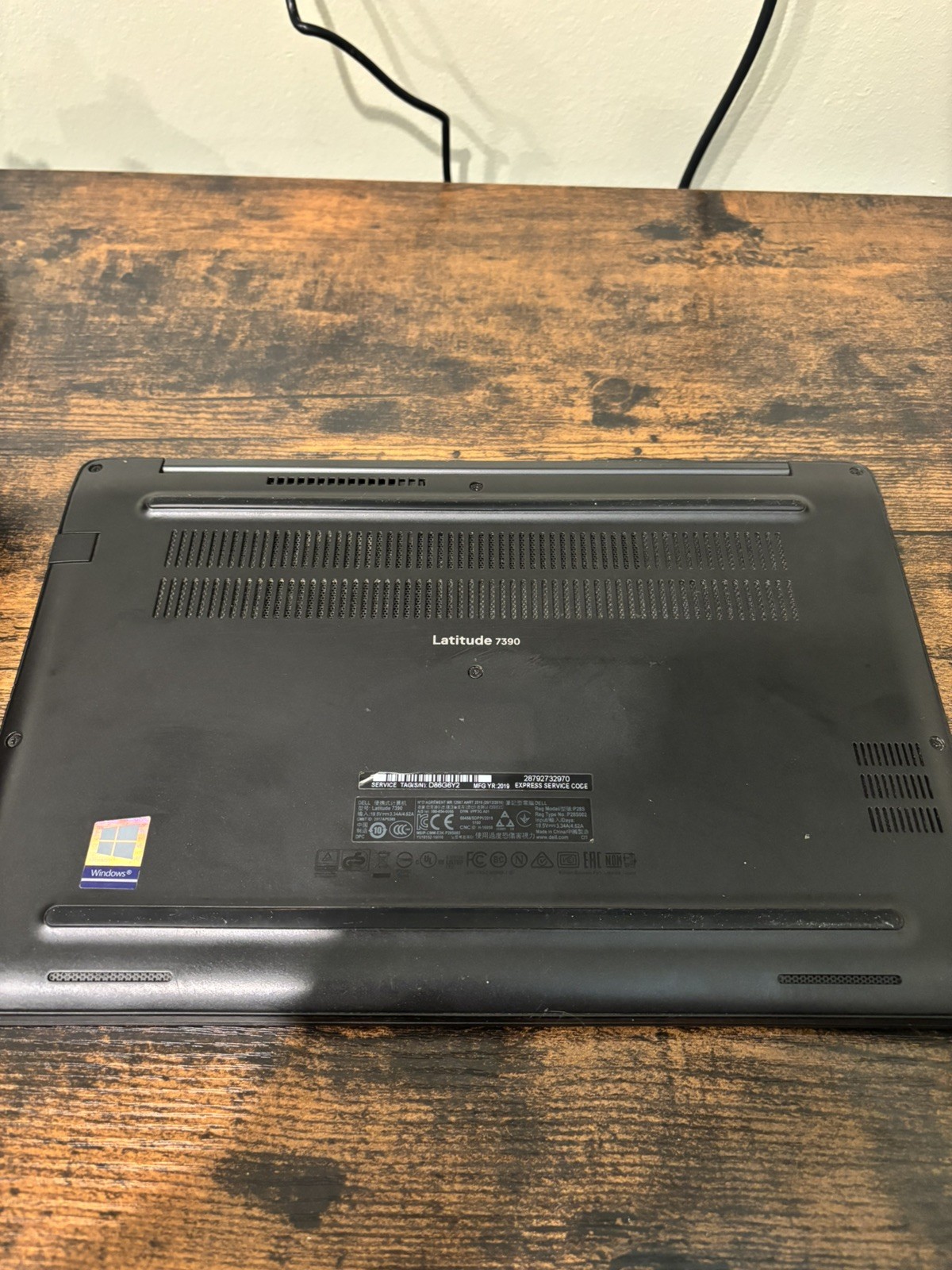 Dell Latitude 7390 i5-8250U 8GB RAM 250GB SSD 13.3” Win11 Pro No Charger