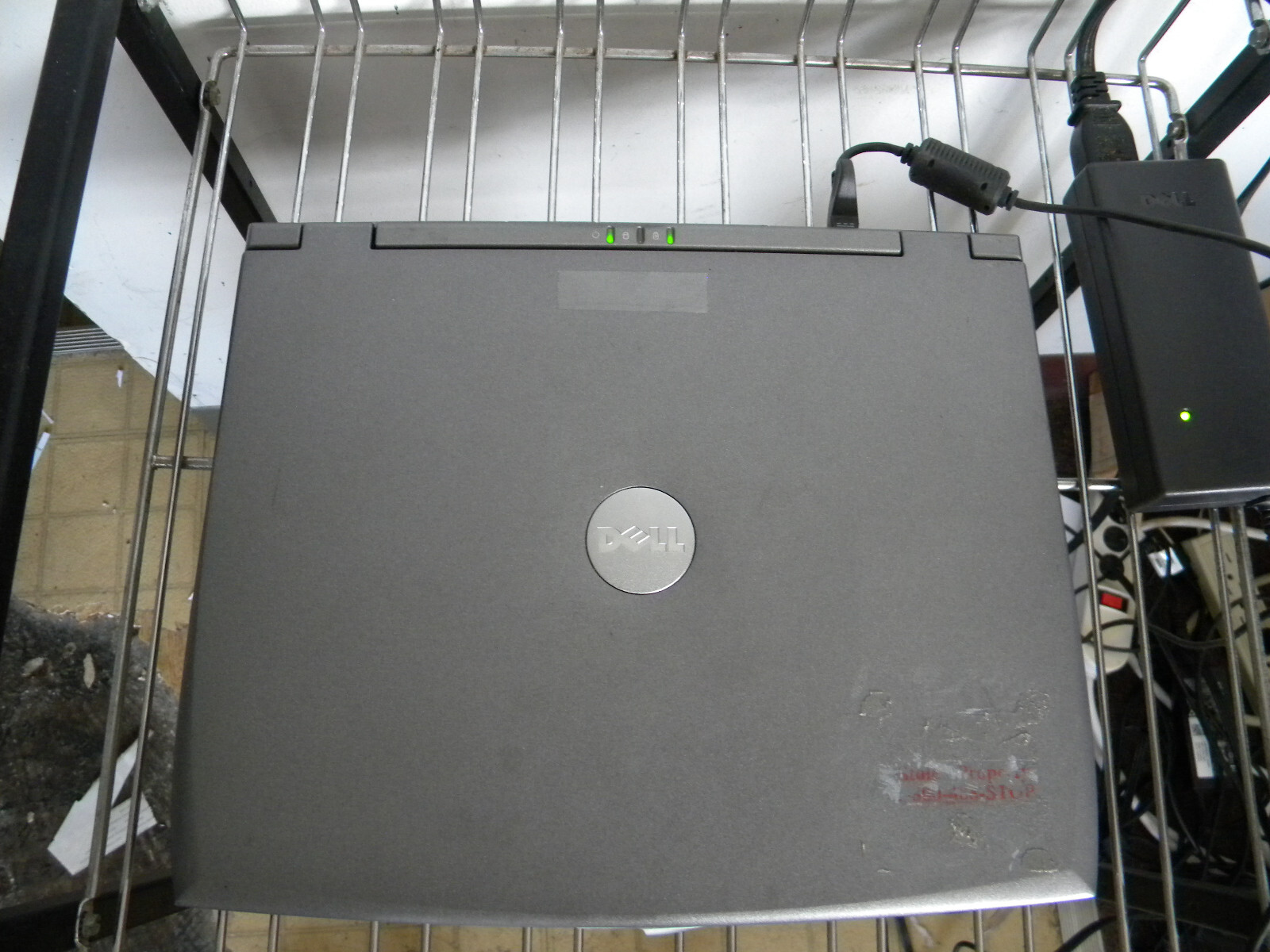 Dell Latitude C400 P3 III 866 MHz 512MB 40GB XPP 9 Pin Serial DB9 Diagnosed CMOS