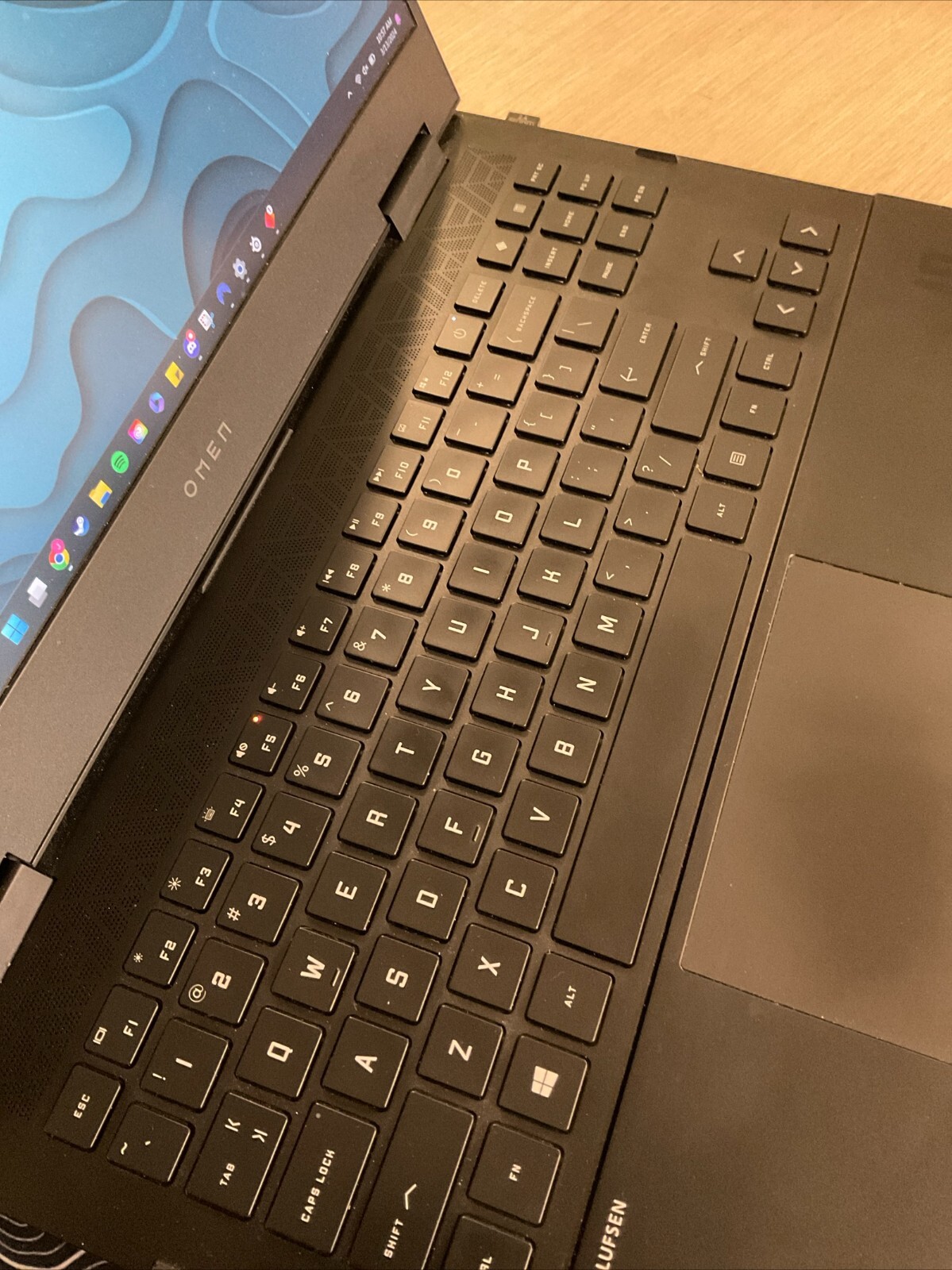 HP Omen 15.6 inch 3070 (512GB, Intel Core i7 10th Gen., 2.60GHz, 16GB) Gaming
