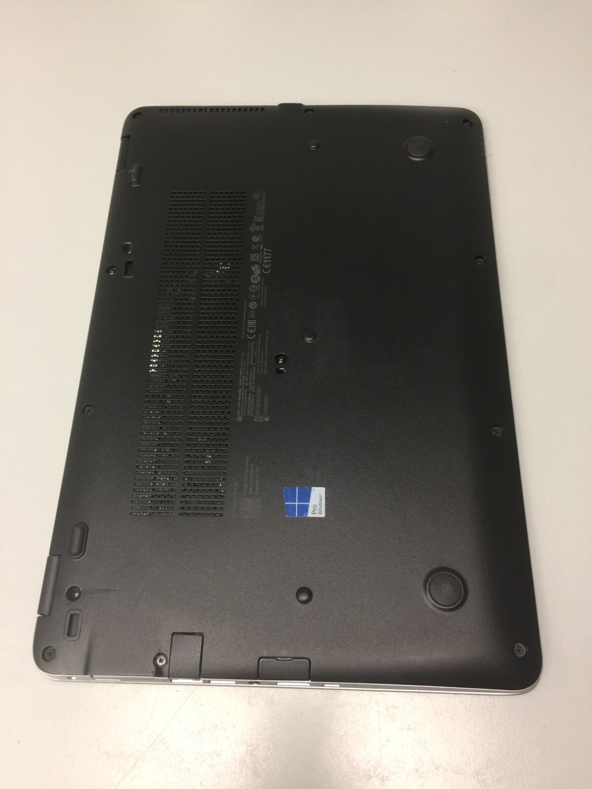 HP EliteBook 850 G3 15.6″ (256GB Core i5 6th gen 2.30GHz 8GB RAM WIN 11 PRO