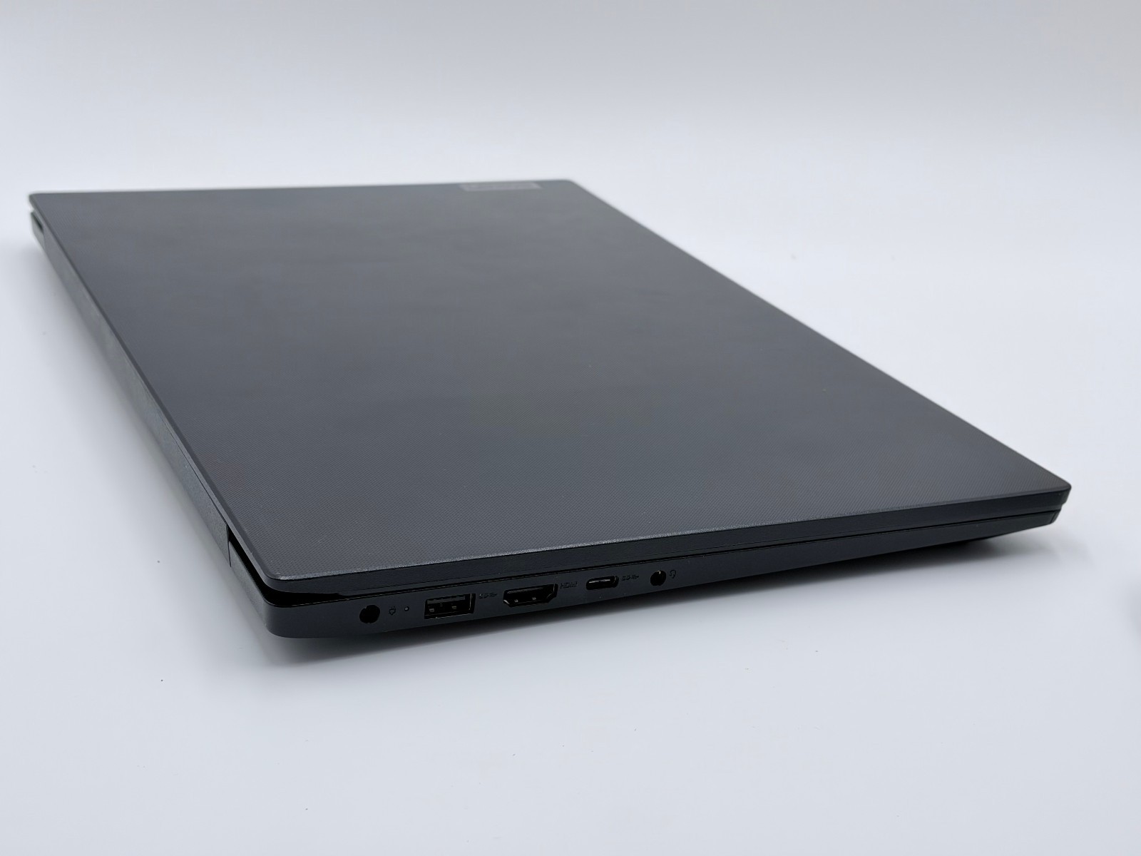 Lenovo V15 G2 IJL Laptop : 32GB RAM; 932 GB harddrive; Win 11 Home