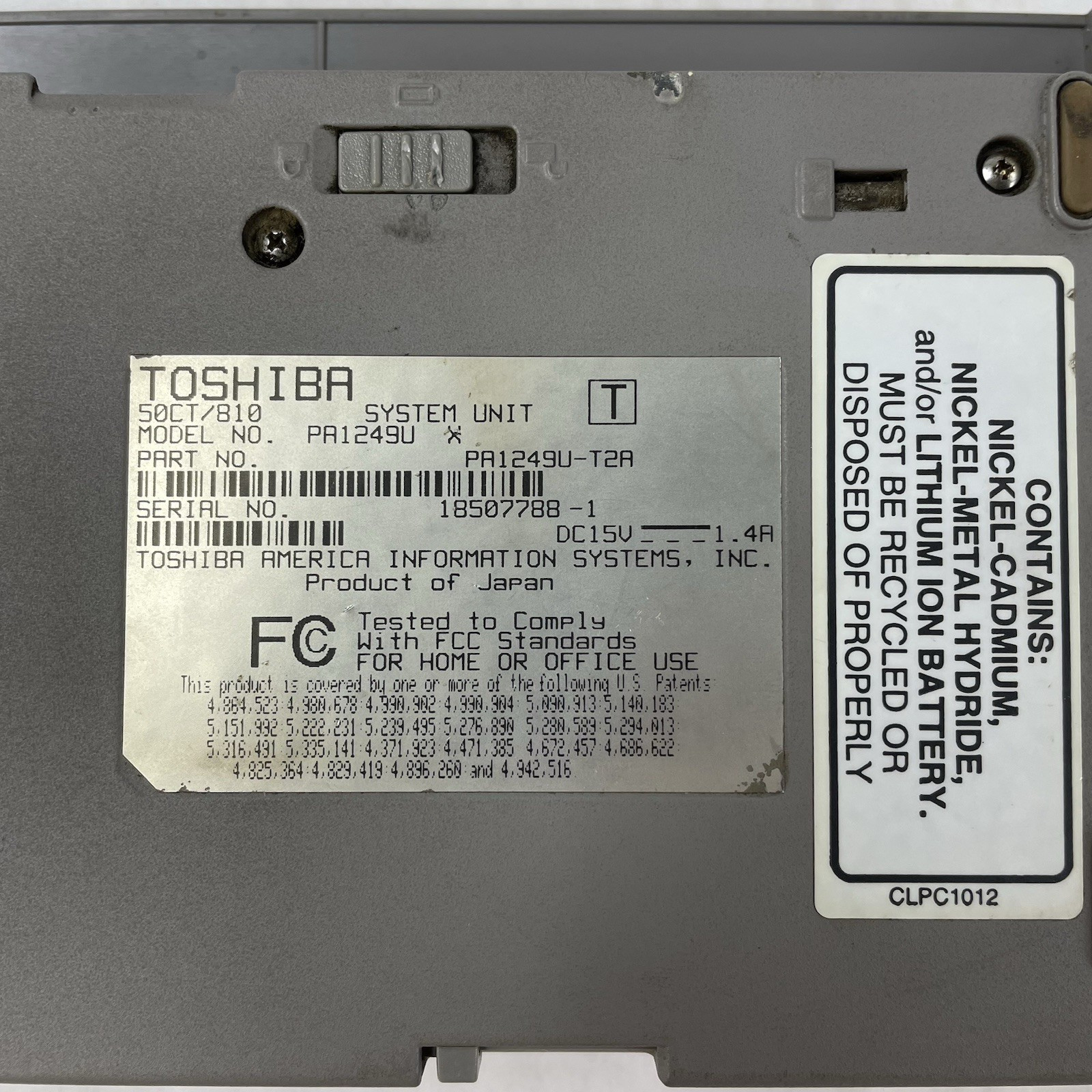 Toshiba Libretto 50 ct 6″ Intel Pentium 16 MB RAM No HDD/OS/AC/Battery – READ