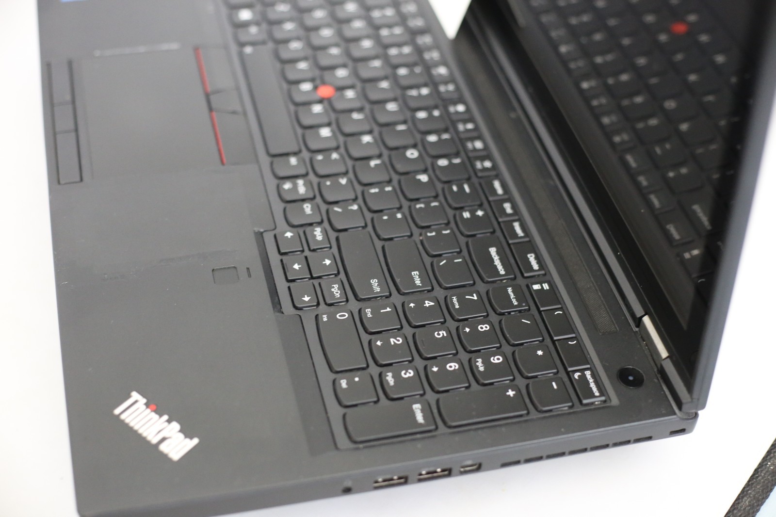 Lenovo ThinkPad P52 Laptop, i7-8850H, 32GB RAM, No HDD, No OS, Grade B, KH6