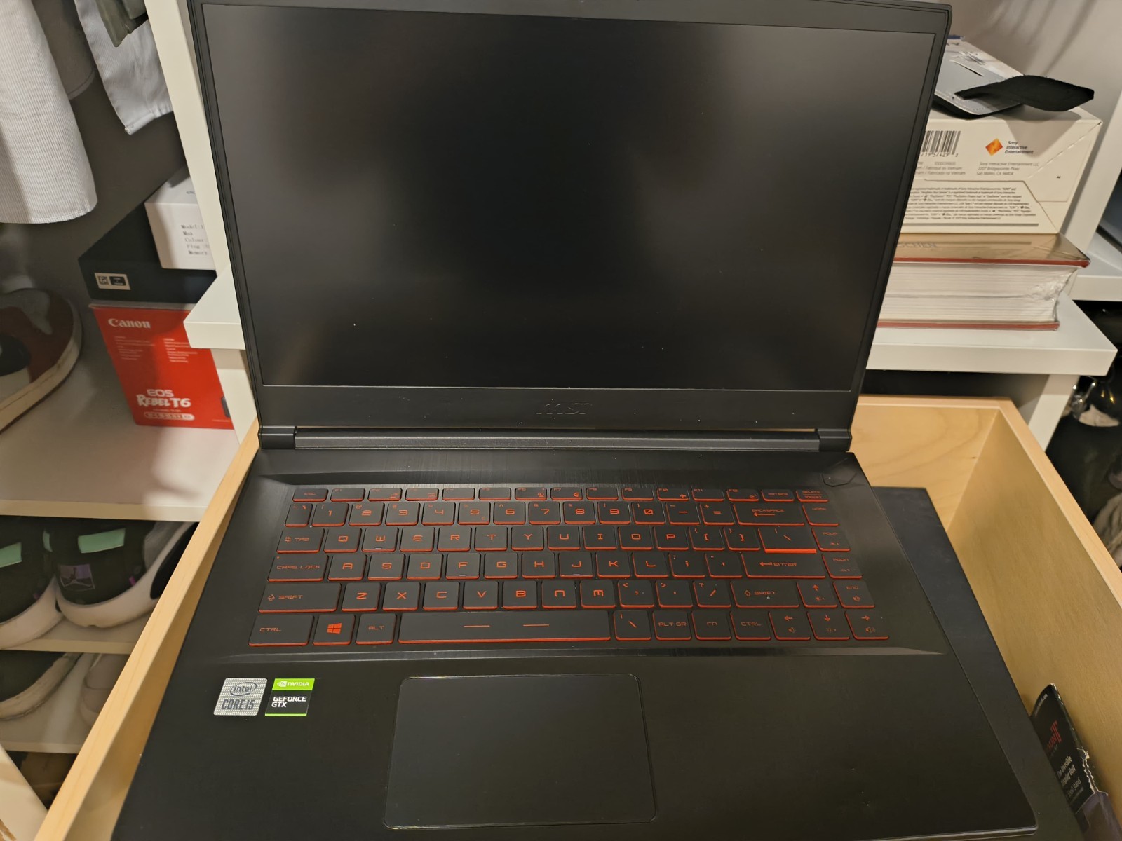 MSi gaming laptop Nvidia GeForce GTX Intel core i5 . Formated to factor