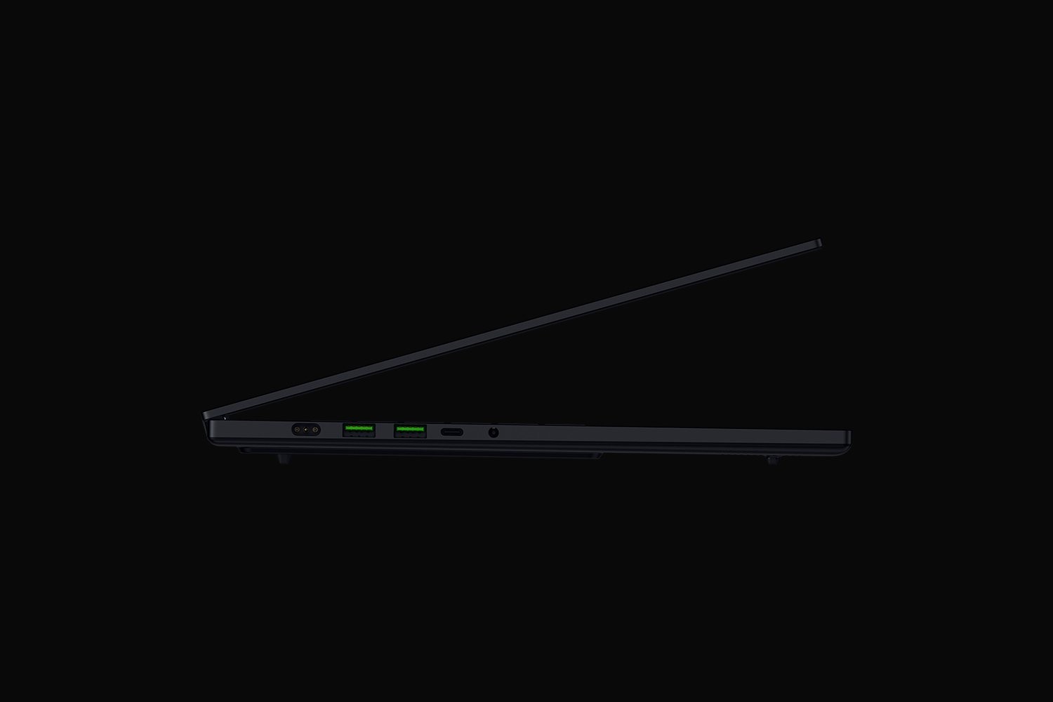 Razer Blade 16 RTX 5060 2TB SSD 16GB RAM OLED 2026
