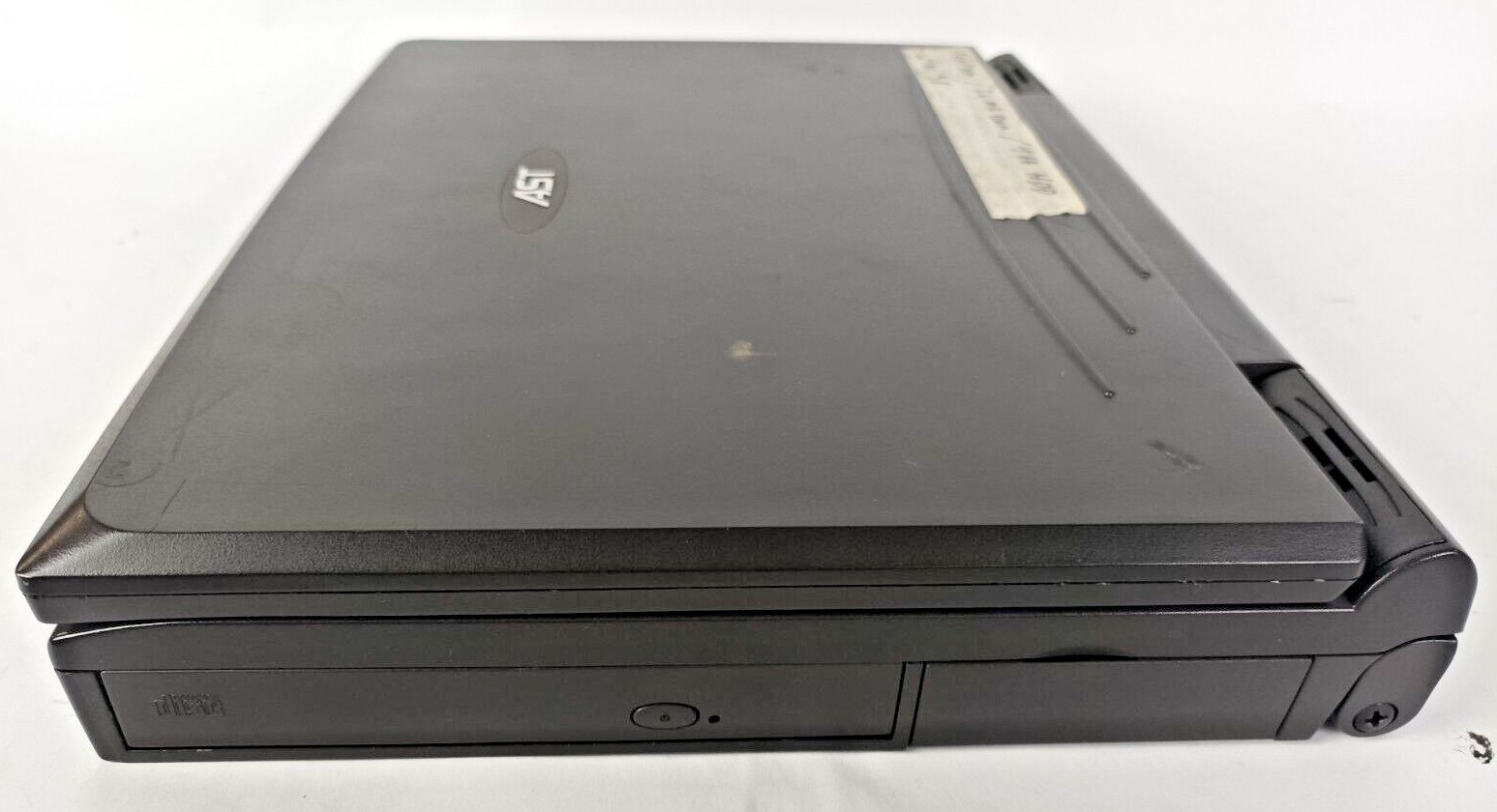 AST Ascentia series AD-40 Pentium 24mb ram 1gb hdd Windows 98 Parallel Serial