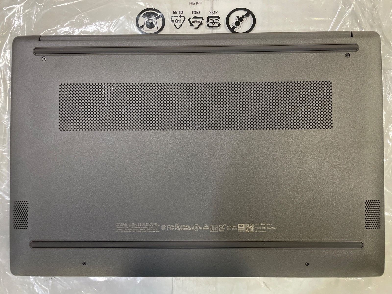 HP 250 G10 Core™ i5-1334U 256GB SSD 16GB 15.6″ (1920×1080) WIN11 DARK SILVER