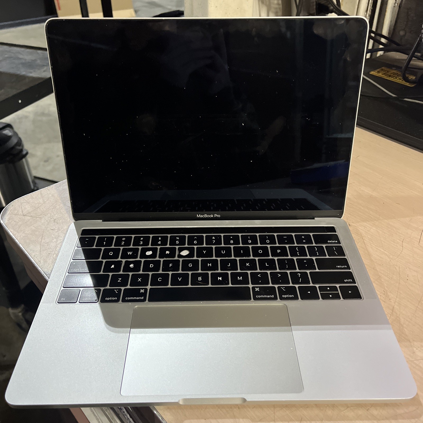 APPLE MACBOOK PRO 13″ TOUCH/2019 CORE I5-8279U 2.4GHZ 16GB RAM 256SSD