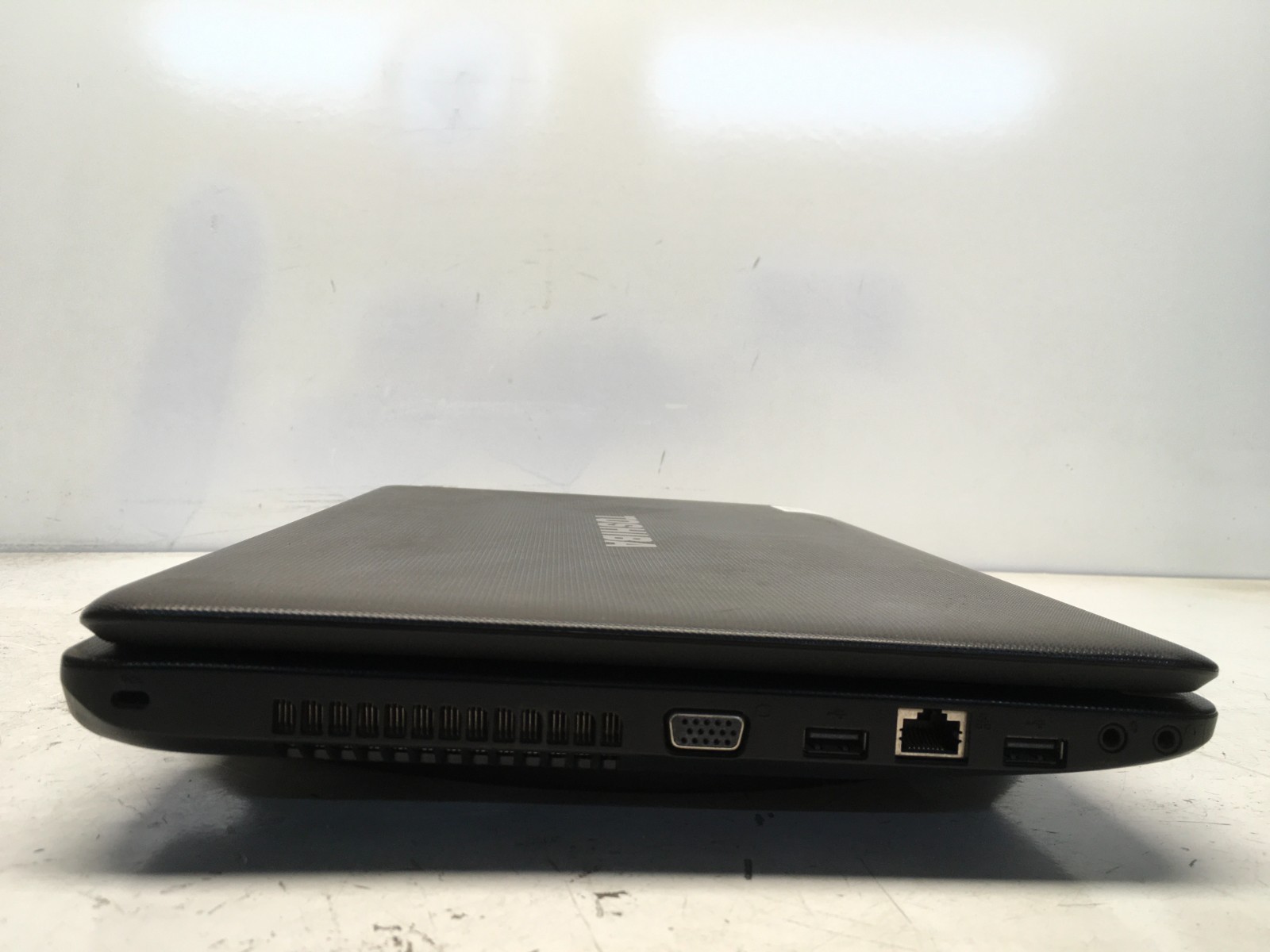 Toshiba Satellite C655-S5507 Intel Pentium B960 2.2GHz 4 GB NO HDD