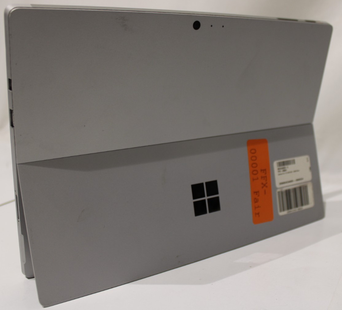 Microsoft Surface Pro 4 12.3in Intel Core m3-6Y30 0.90 GHz 4GB RAM 128GB SSD
