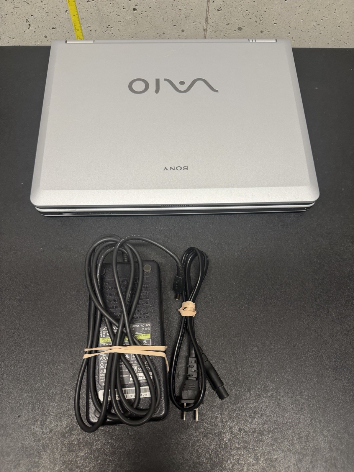 Sony VAIO 15.4” Laptop Intel Pentium 4 3.06GHz 512MB RAM PCG-K33/PCG-9S1L READ