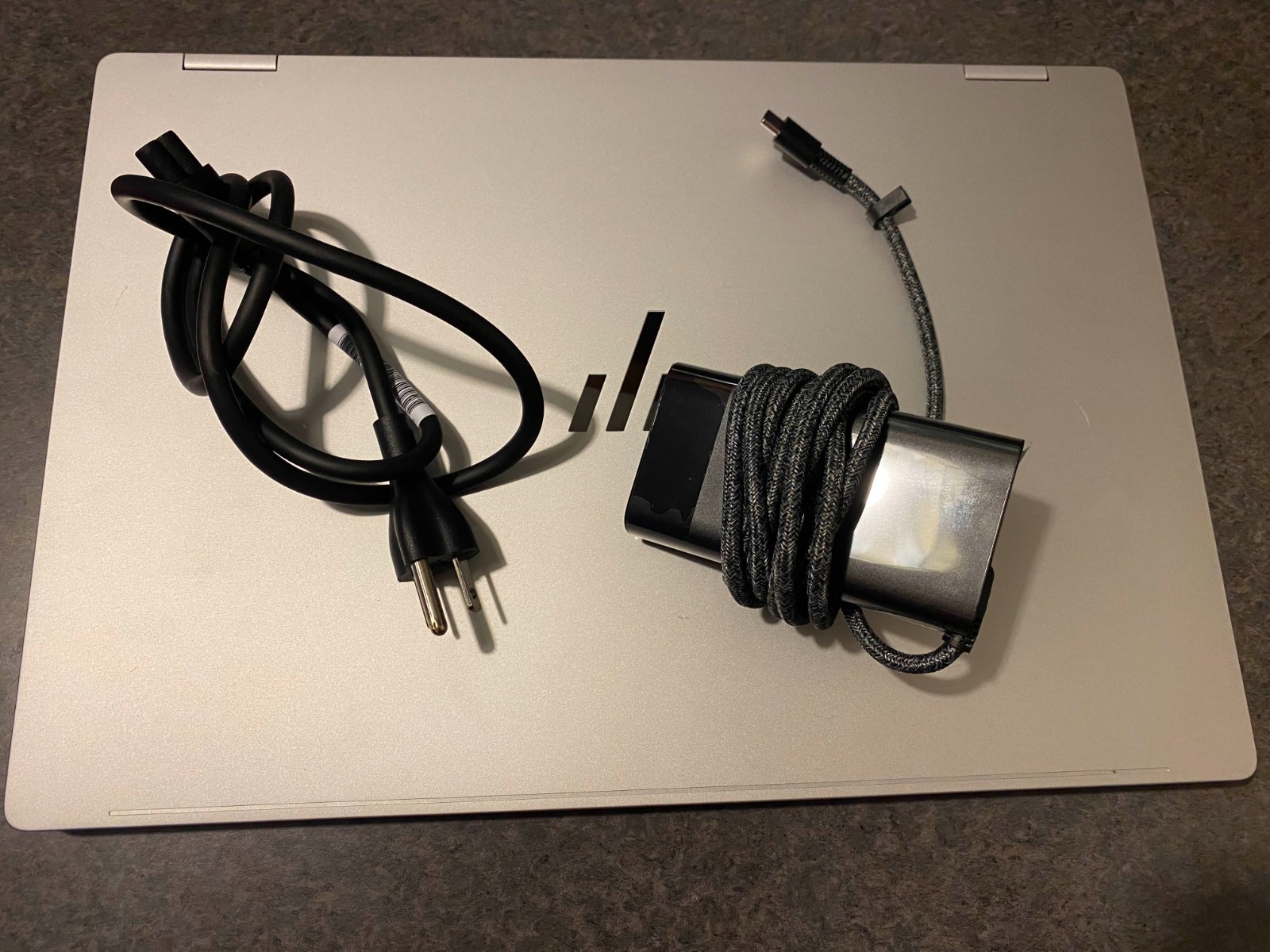 Barely Used HP OmniBook 7 Flip 16 (3K 16″ OLED Screen, 2in1) 16 GB Ram 1TB SSD