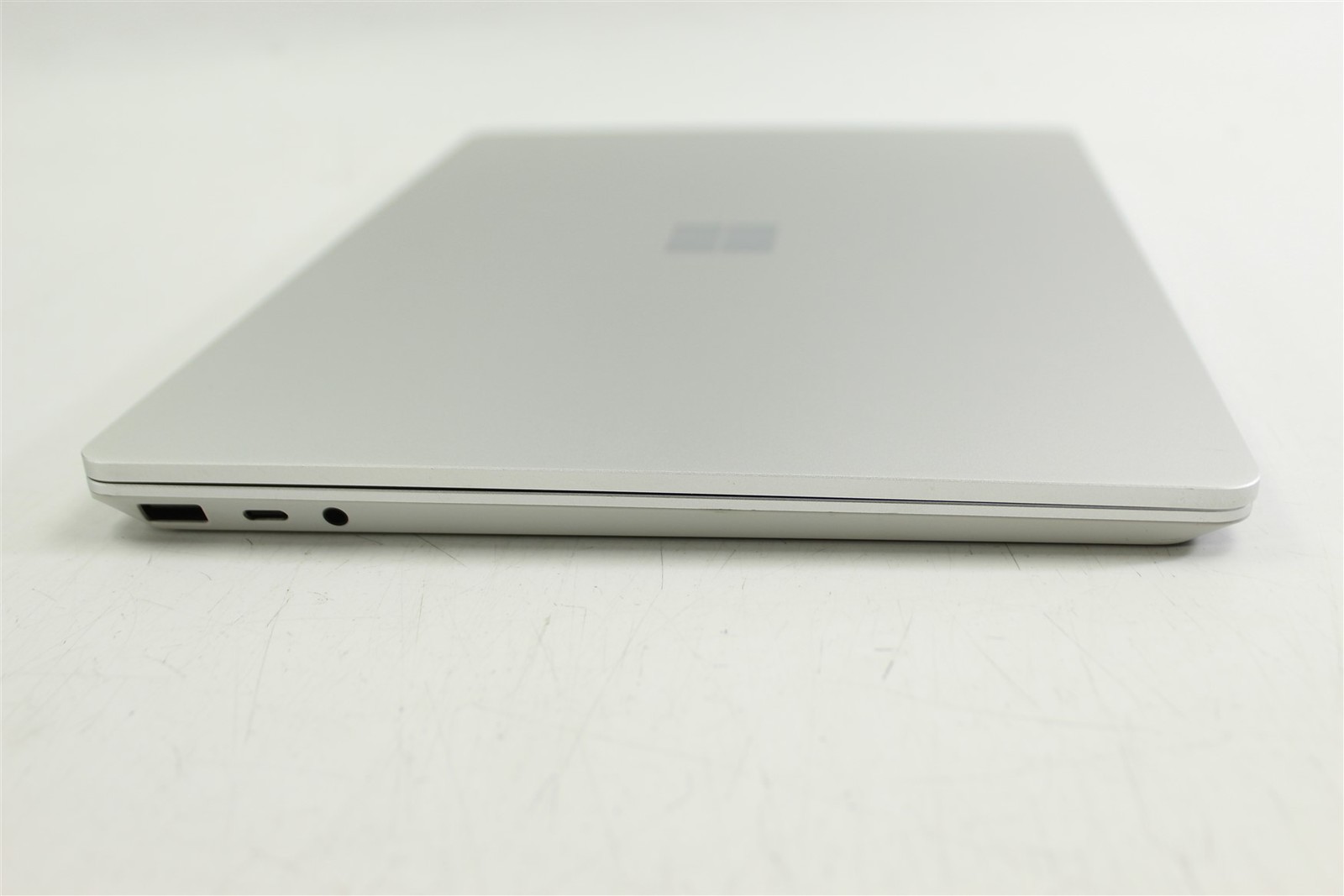 Microsoft Surface Laptop Go 2 2013 12.4″ i5-1135G7 256GB SSD 16GB RAM W11H